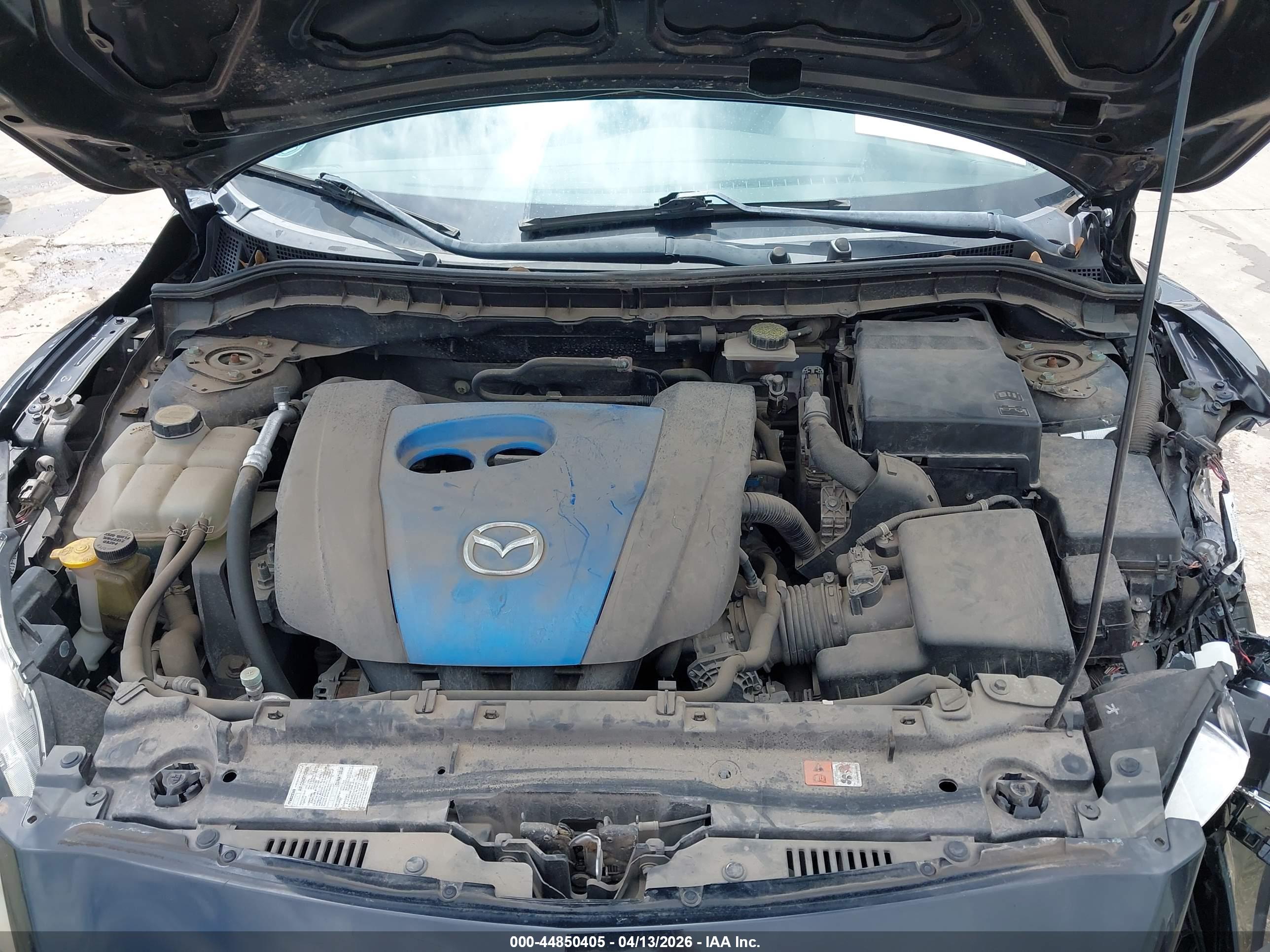MAZDA MAZDA3 image 10