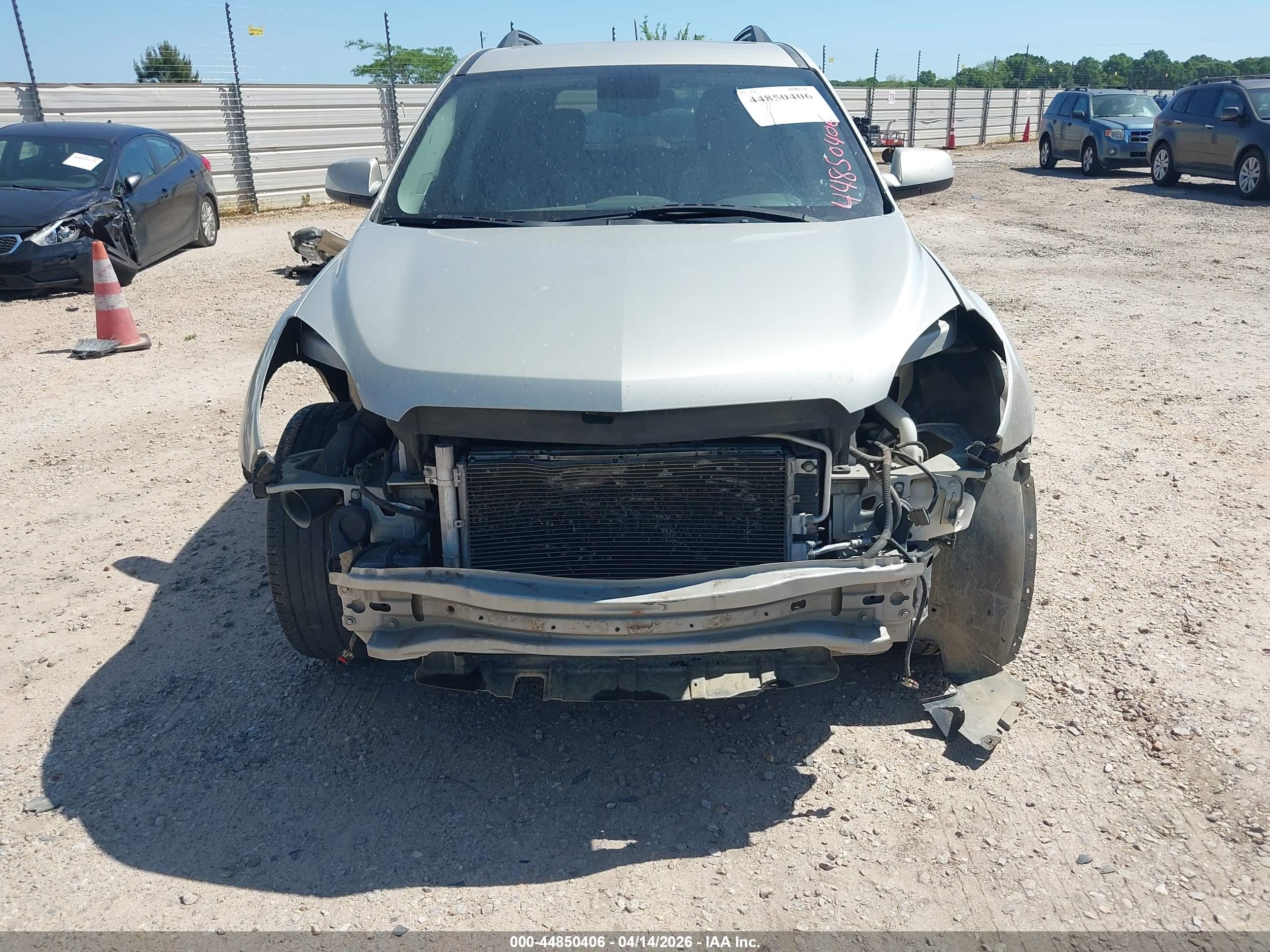 CHEVROLET EQUINOX image 6