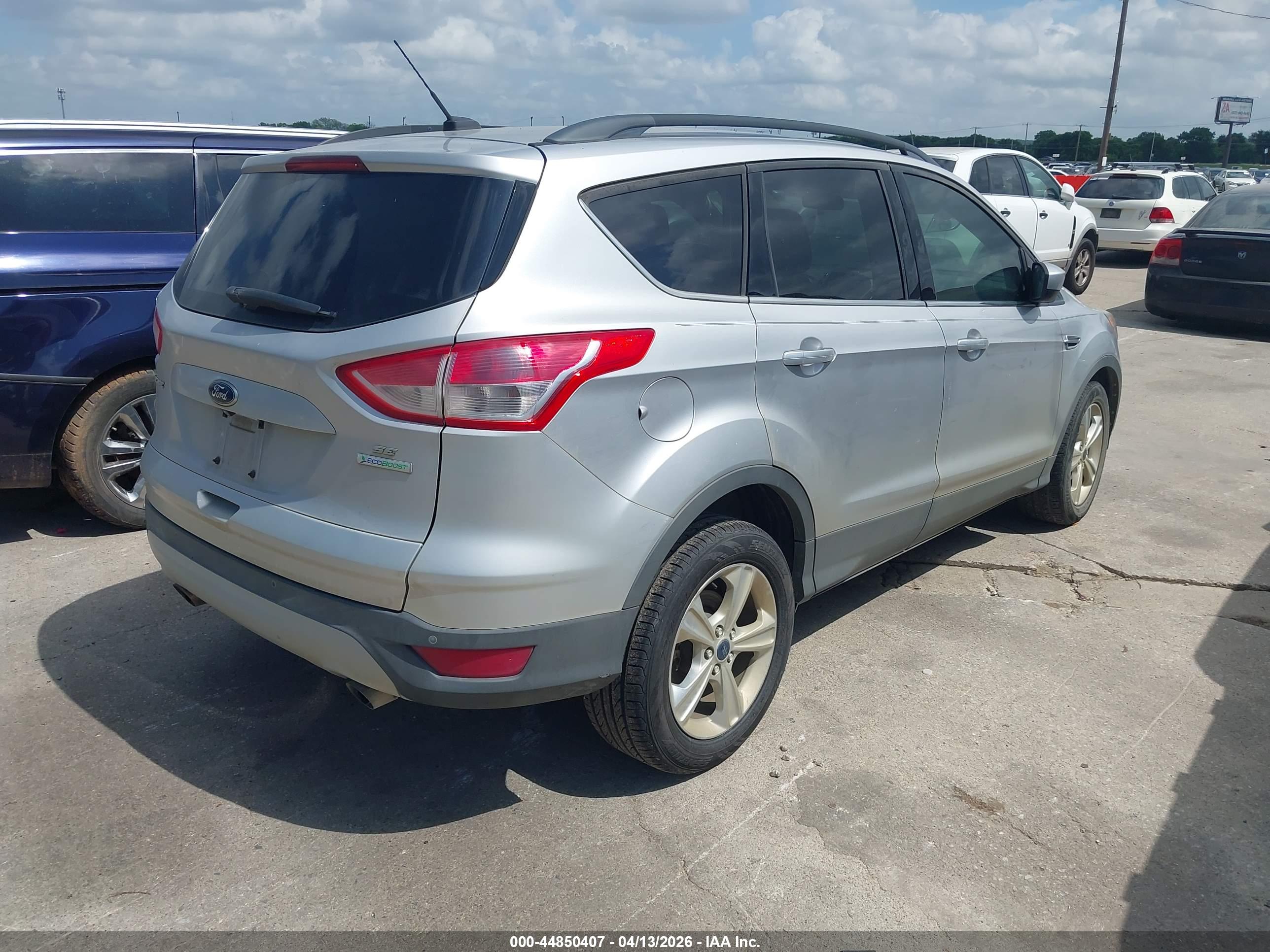 FORD ESCAPE image 4