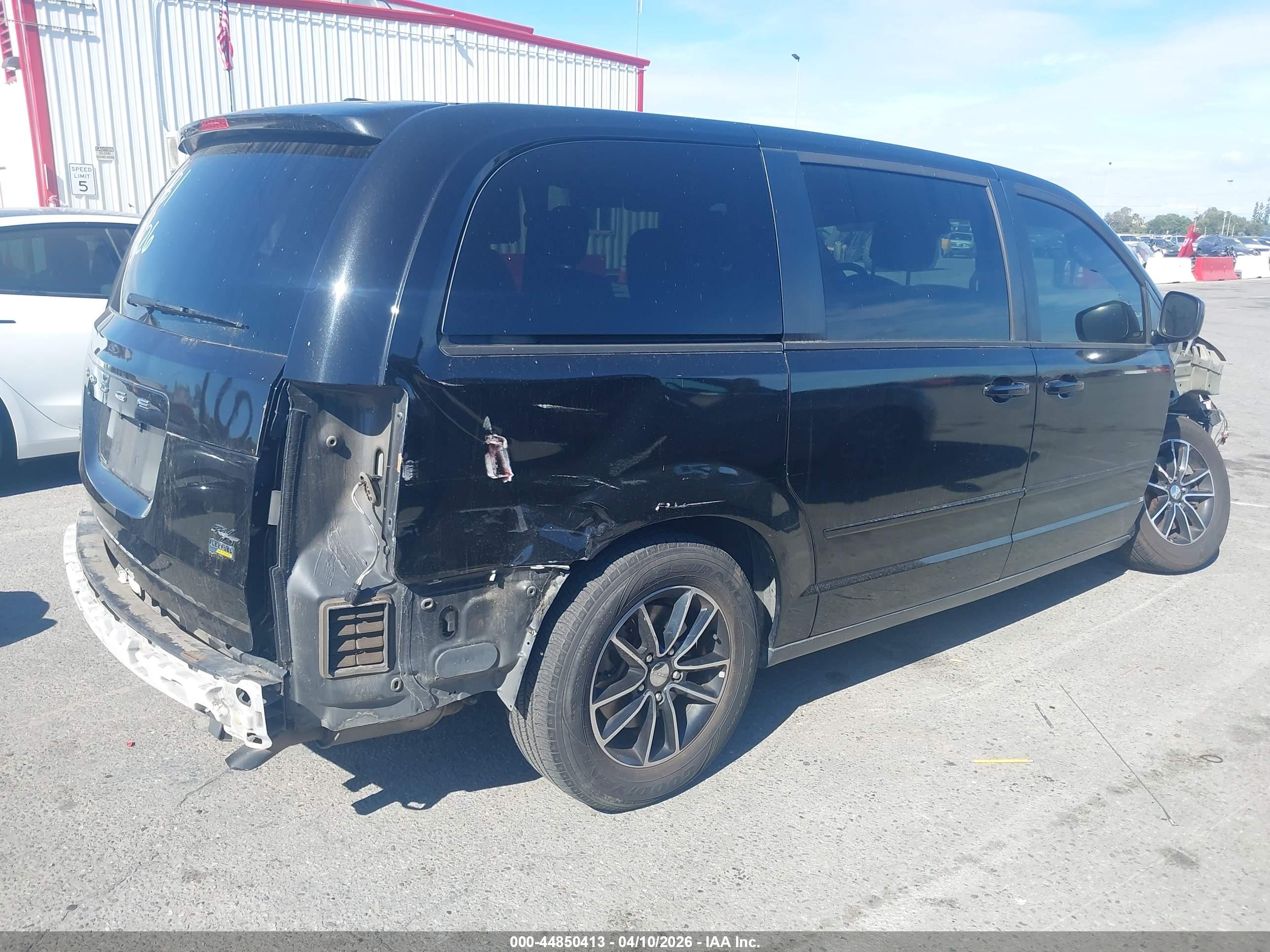 DODGE GRAND image 4