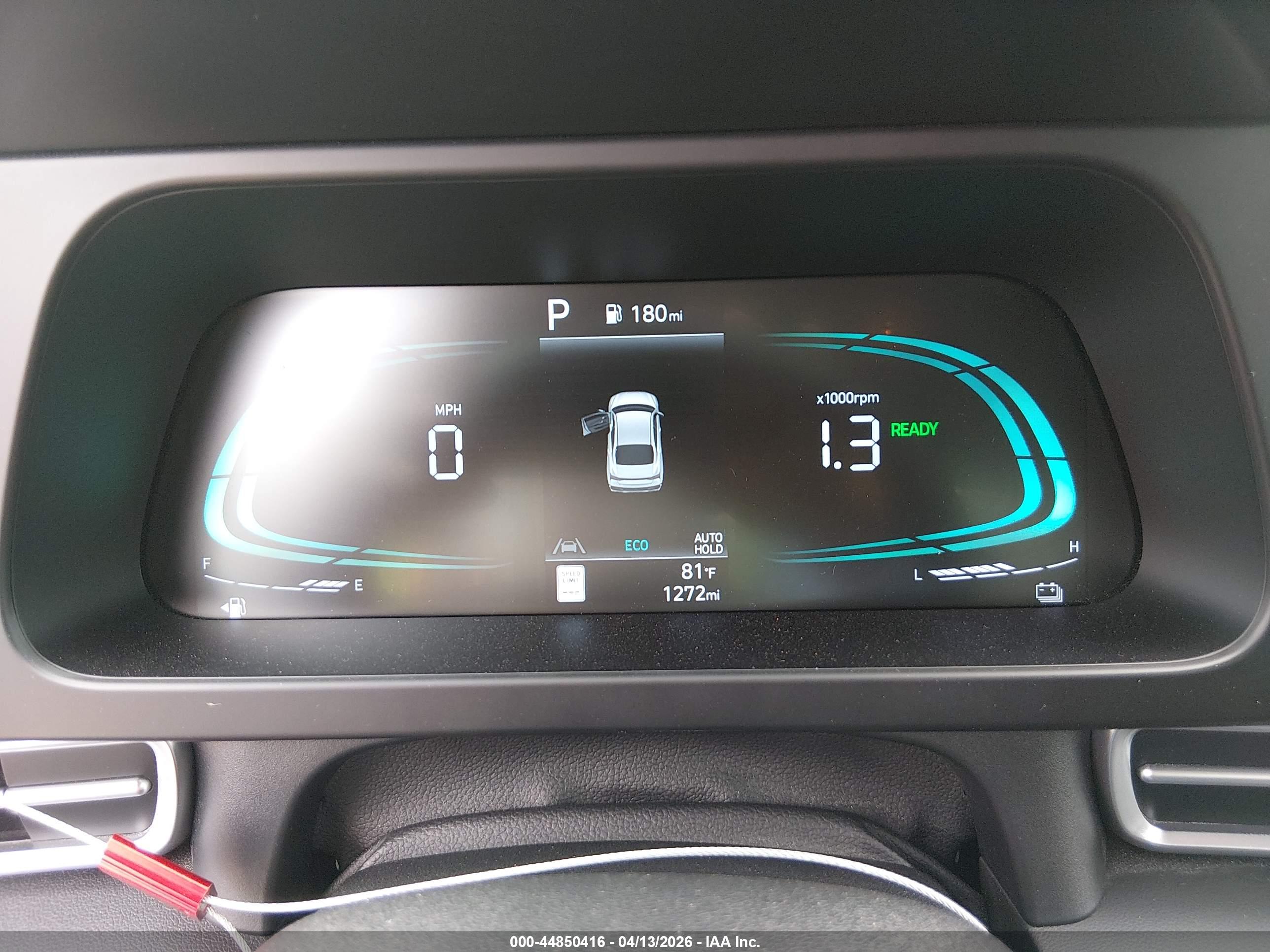 HYUNDAI ELANTRA image 7