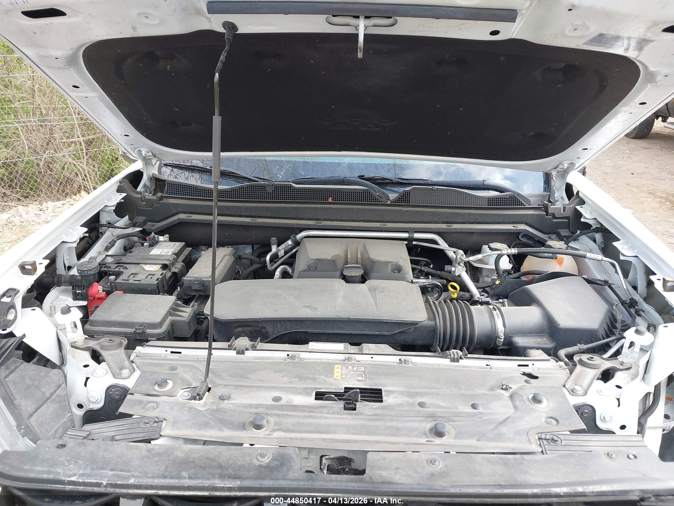 GMC CANYON image 10