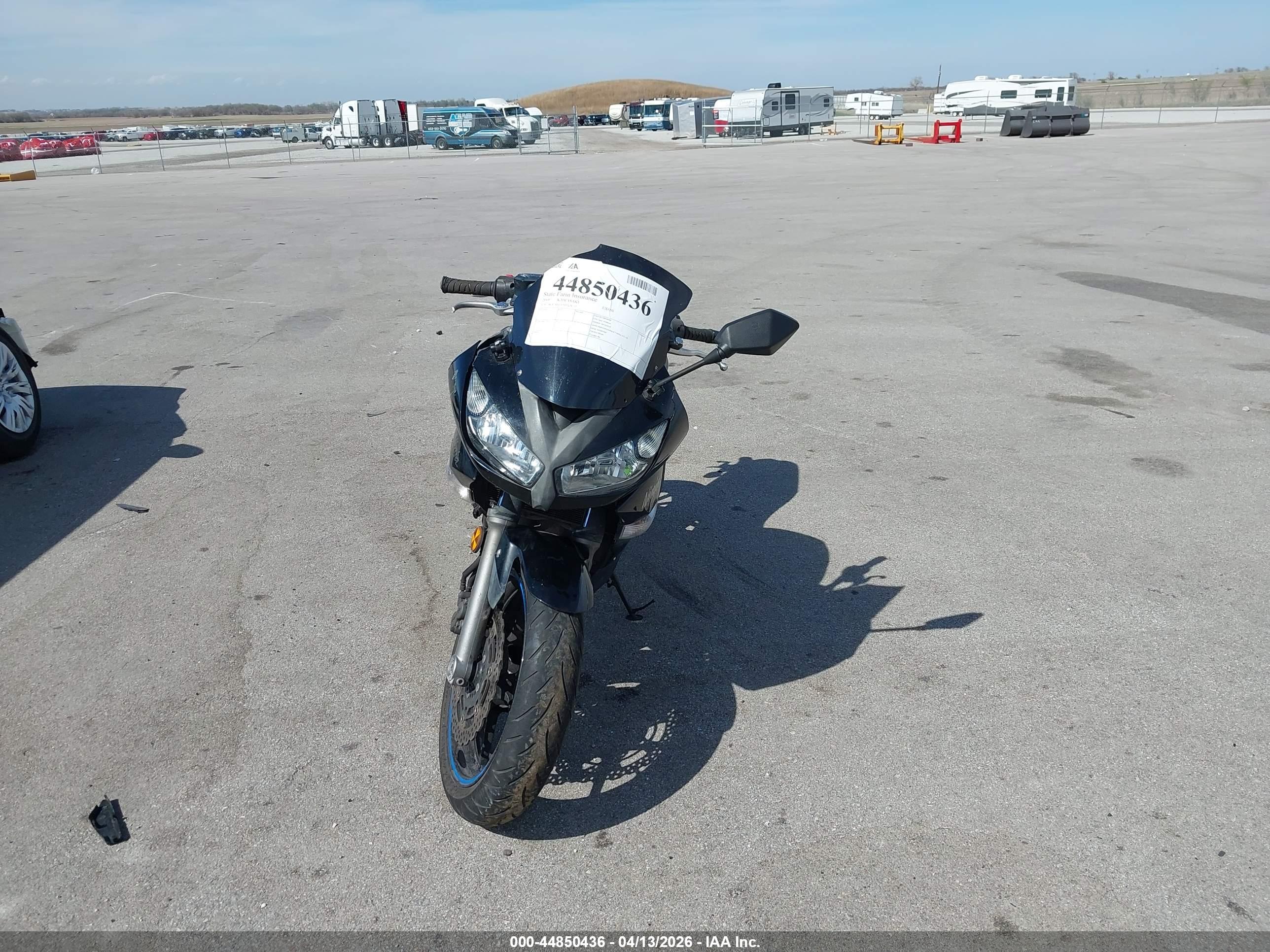 KAWASAKI EX650 image 5