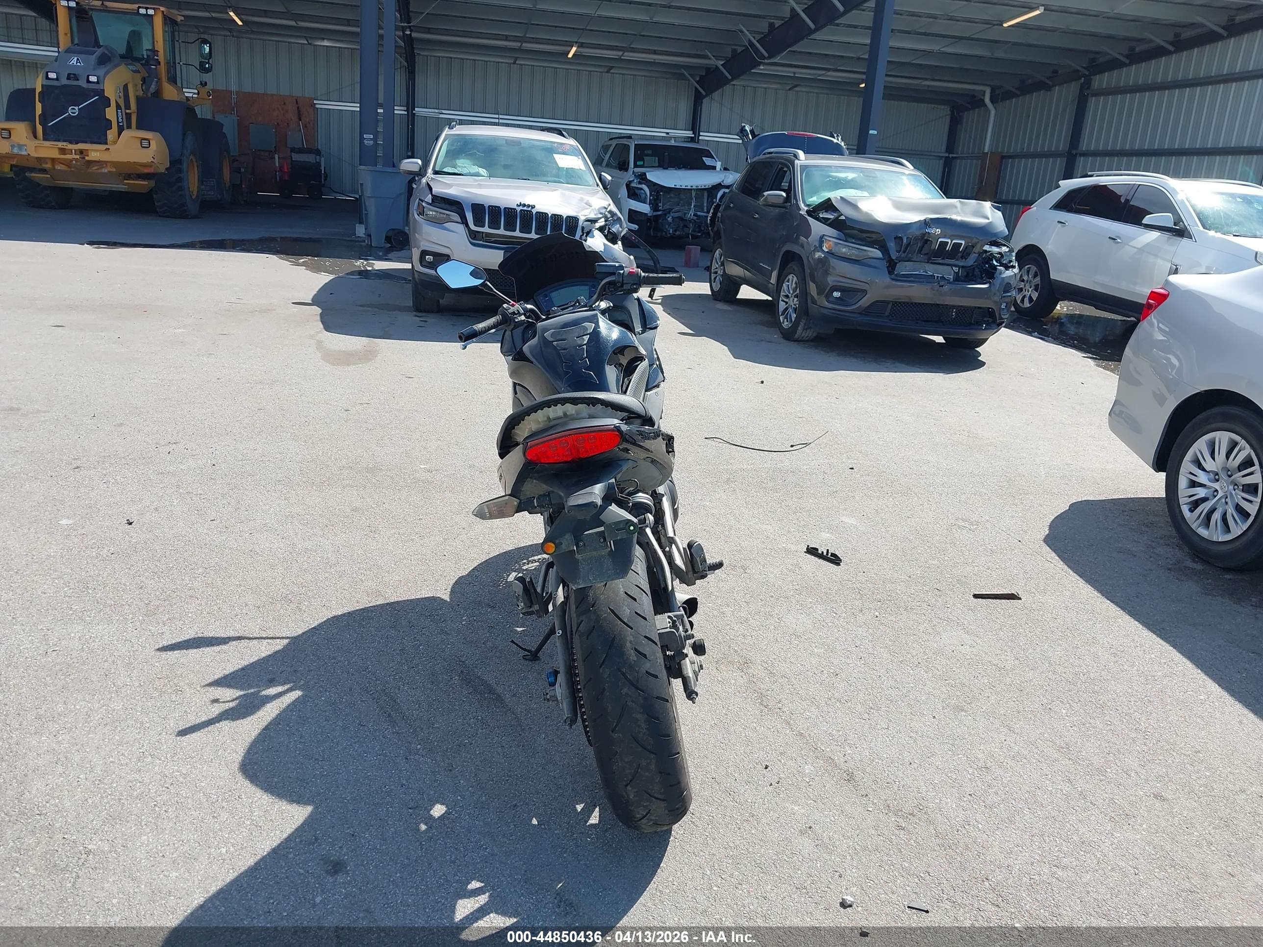 KAWASAKI EX650 image 6