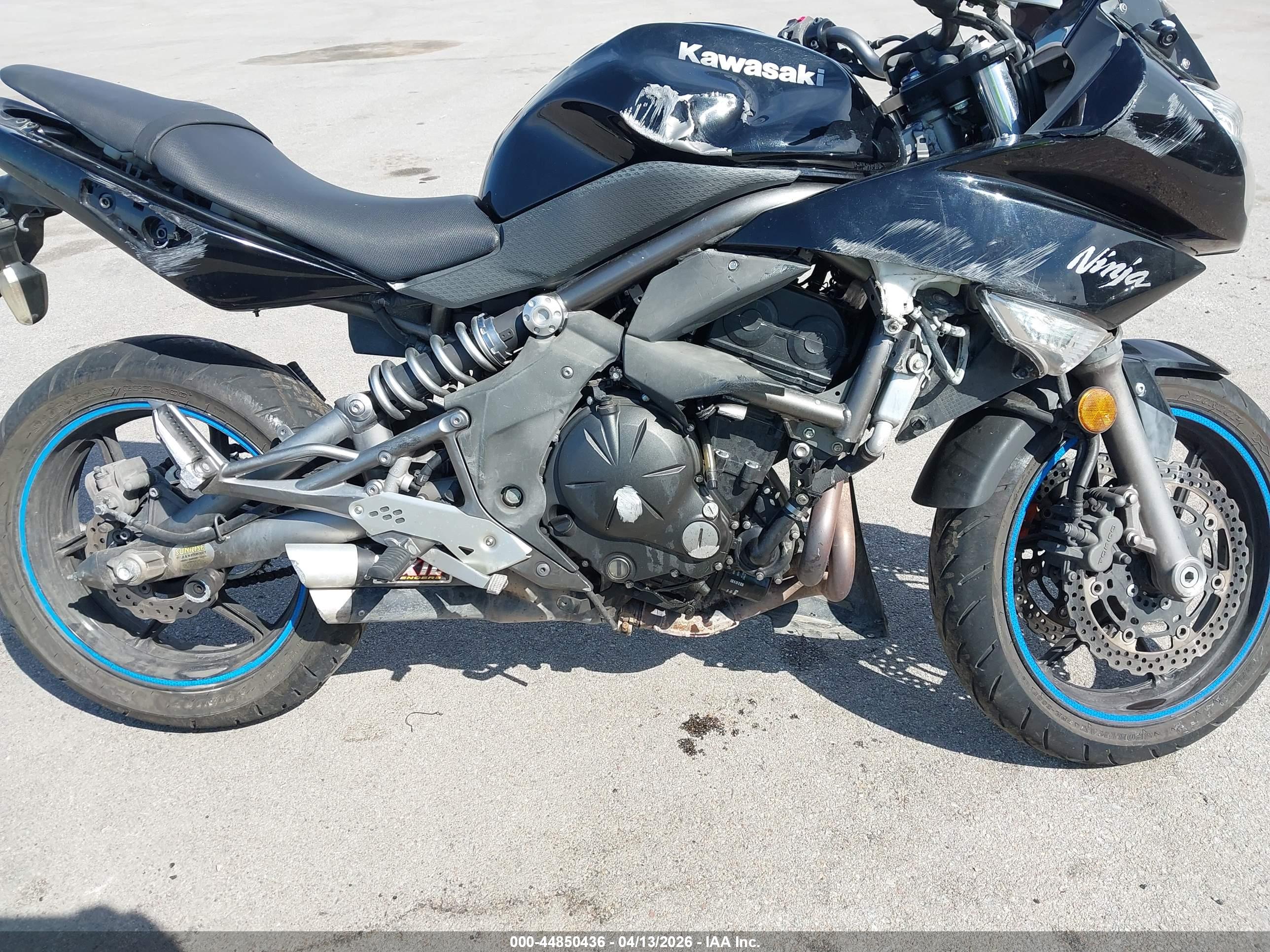 KAWASAKI EX650 image 8