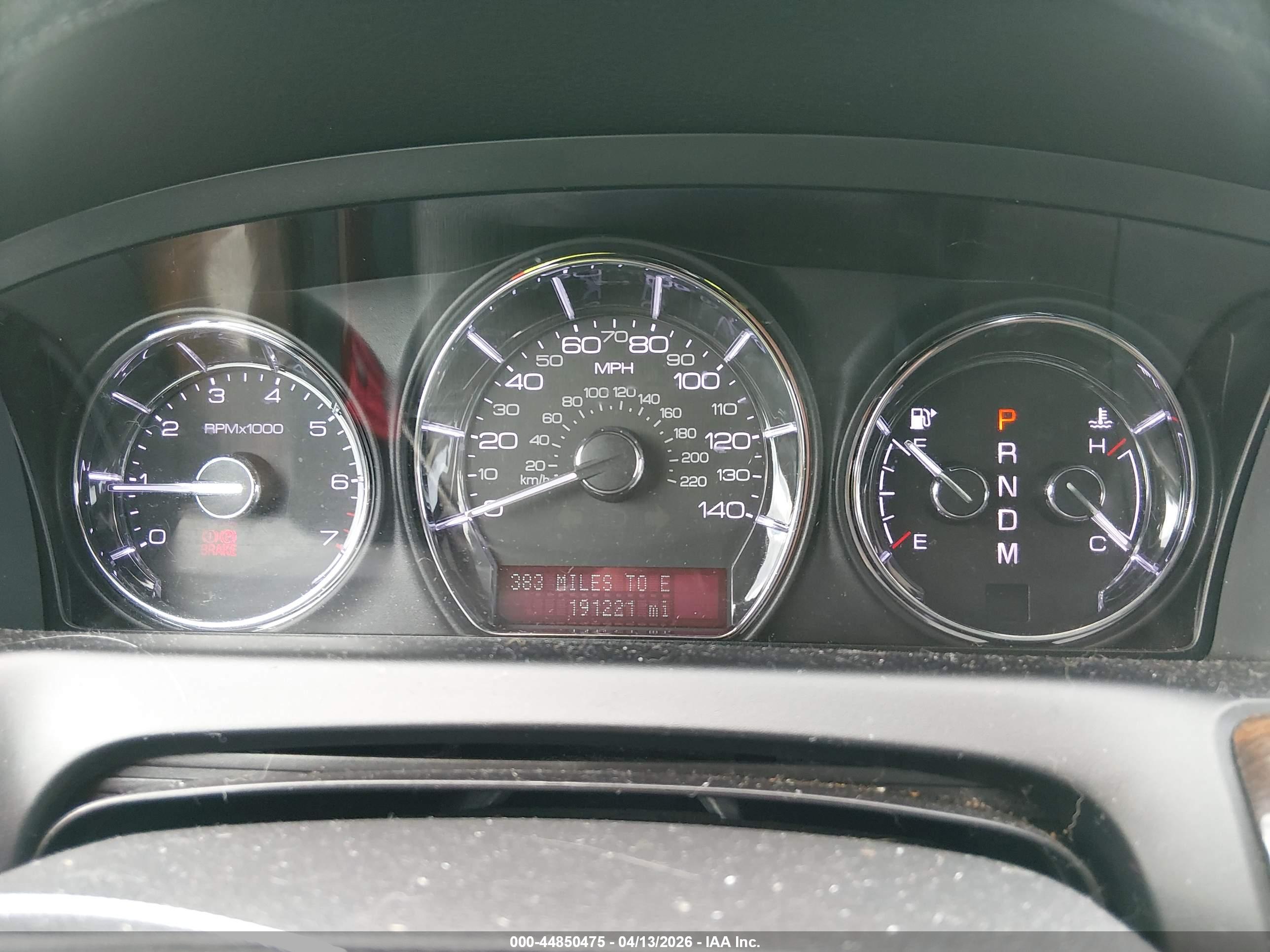 LINCOLN MKS image 7