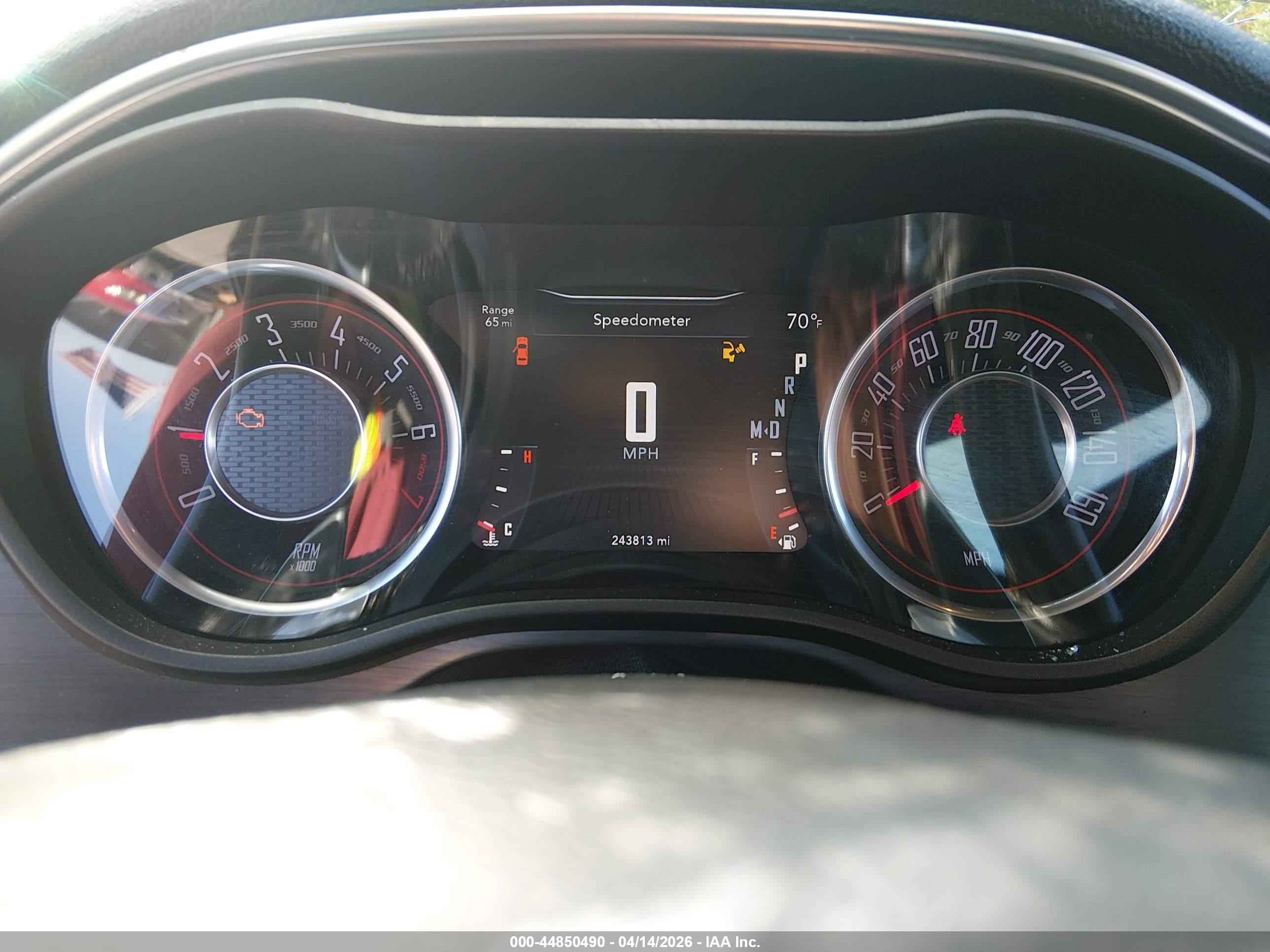 DODGE CHALLENGER image 7