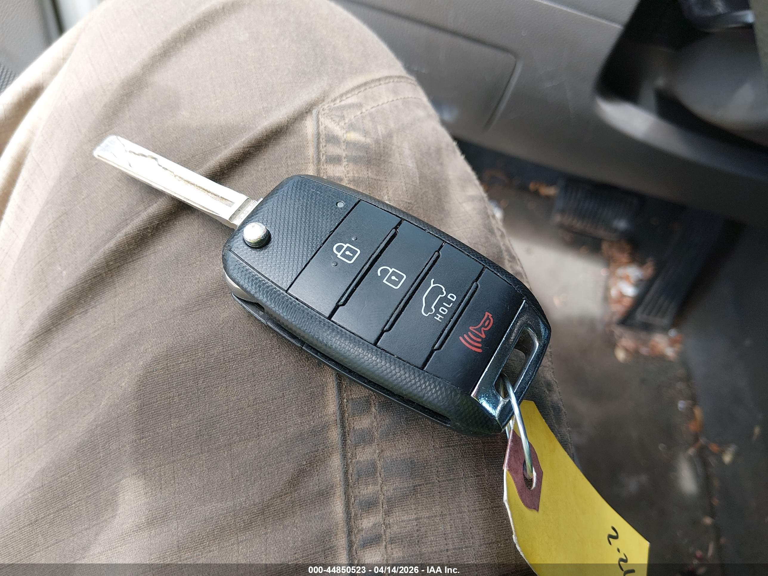 KIA SPORTAGE image 11