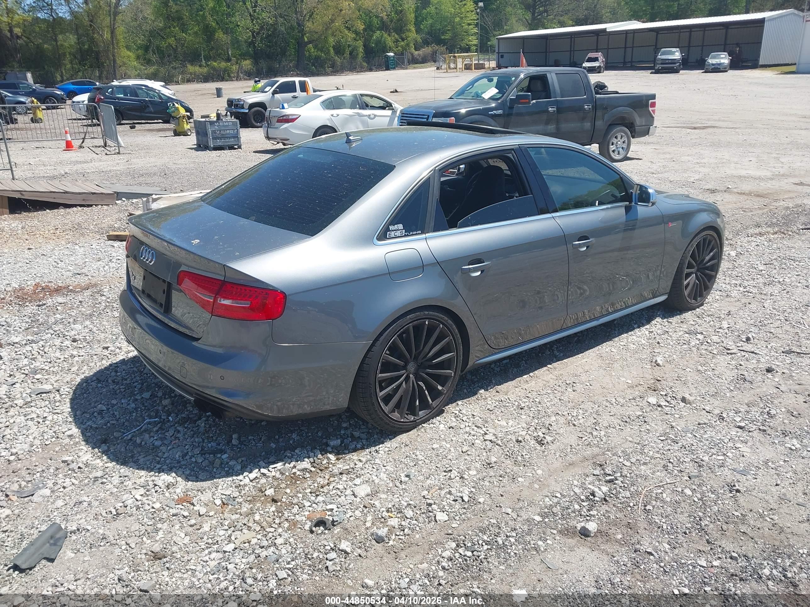 AUDI S4 image 4