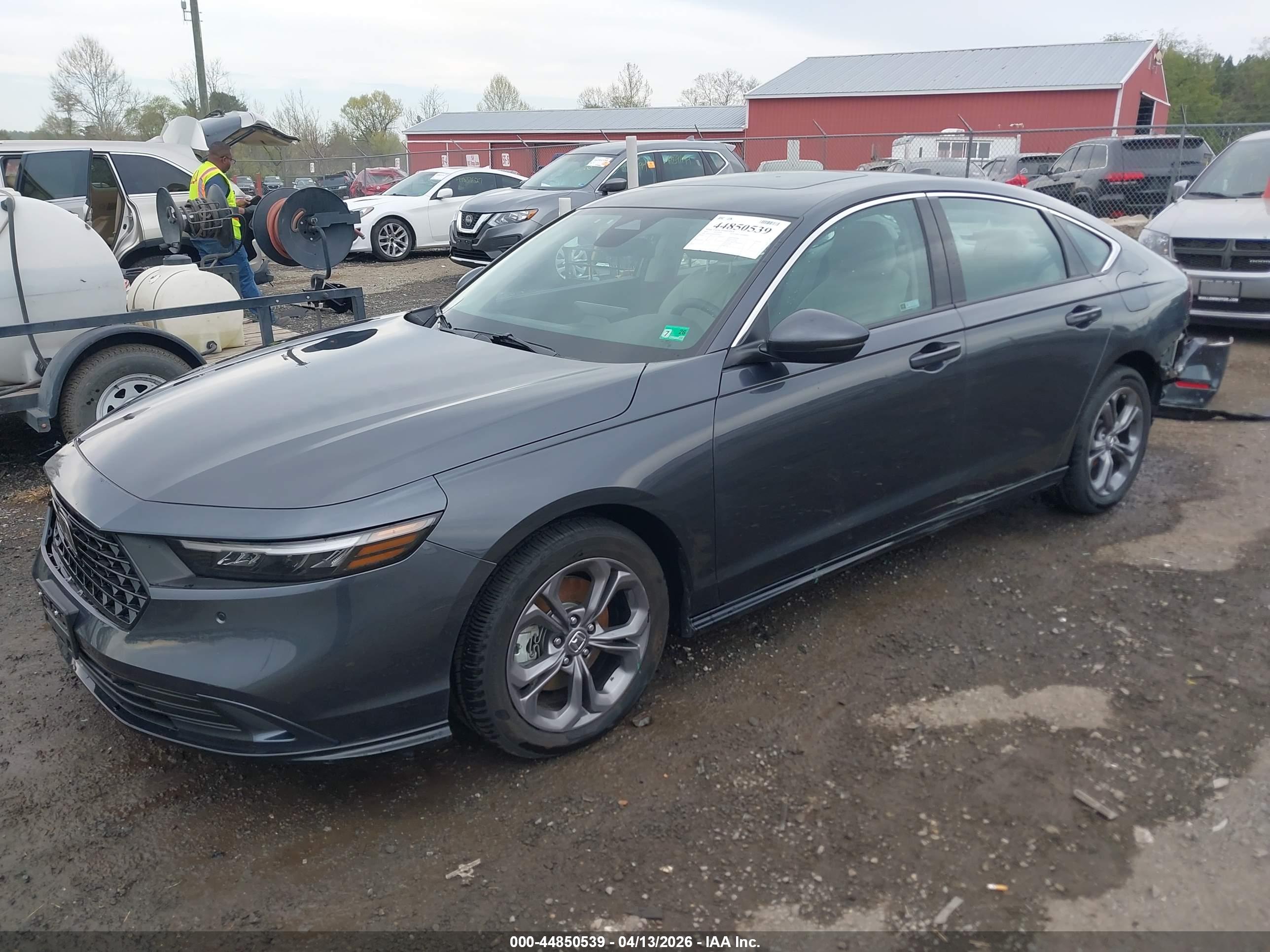 HONDA ACCORD image 2