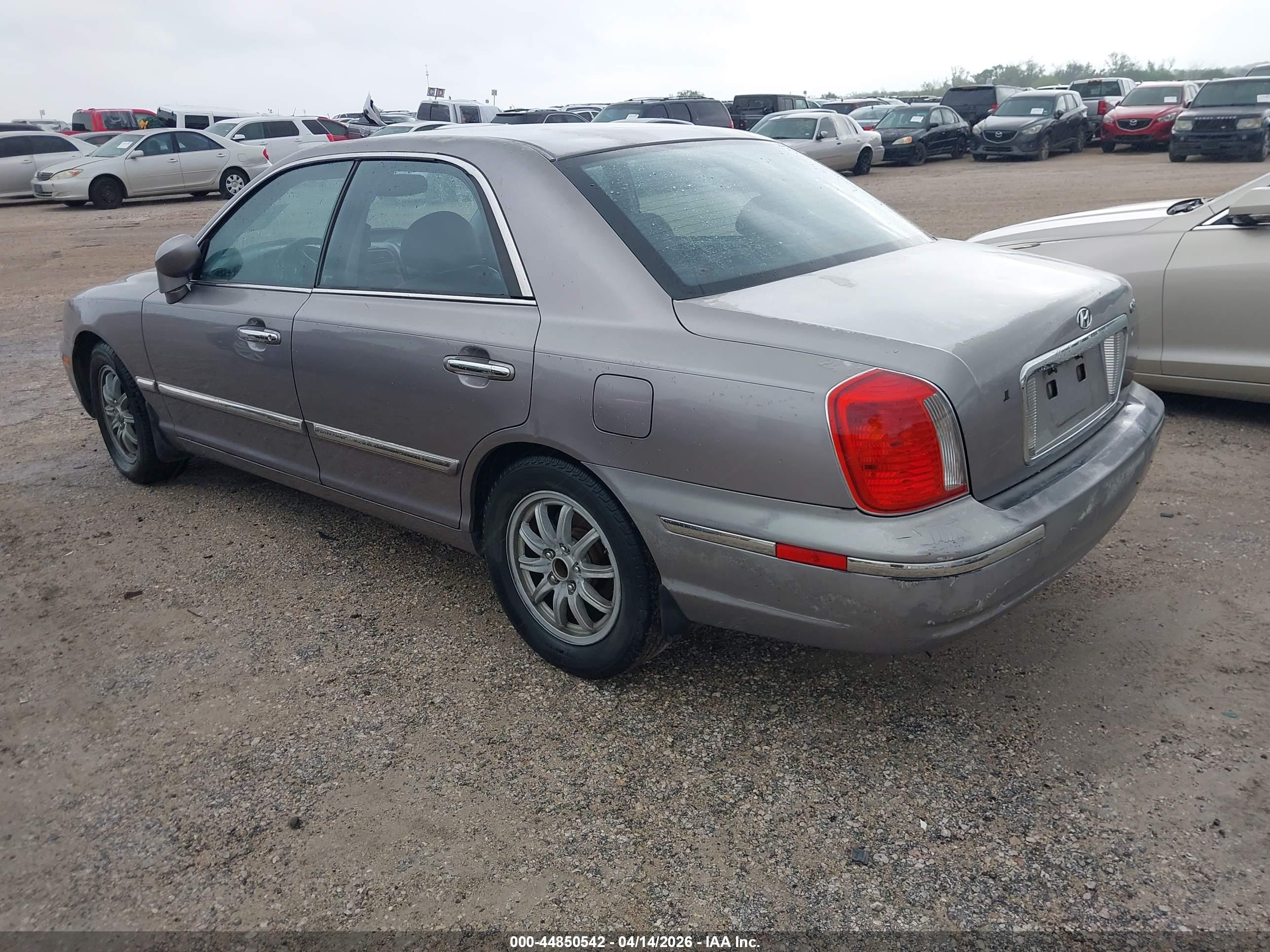 HYUNDAI XG350 image 3