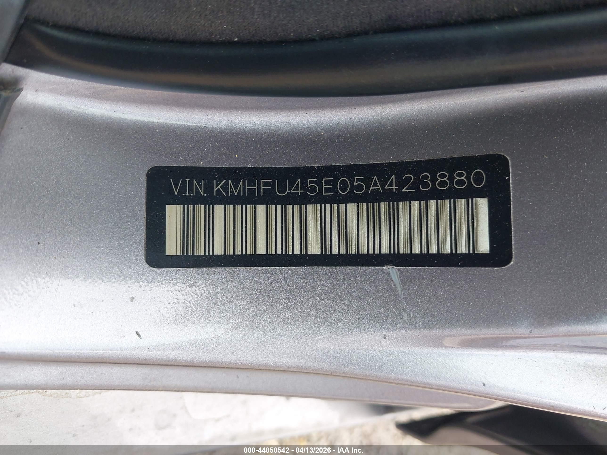 HYUNDAI XG350 image 9