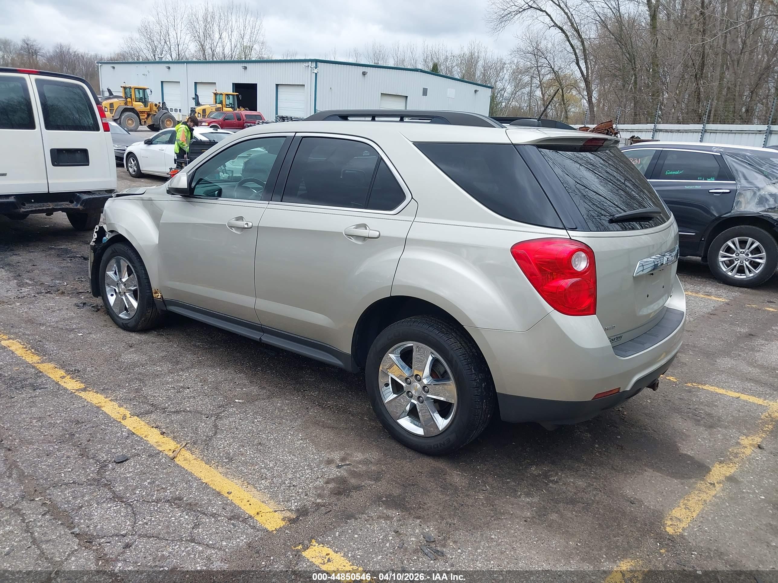 CHEVROLET EQUINOX image 3