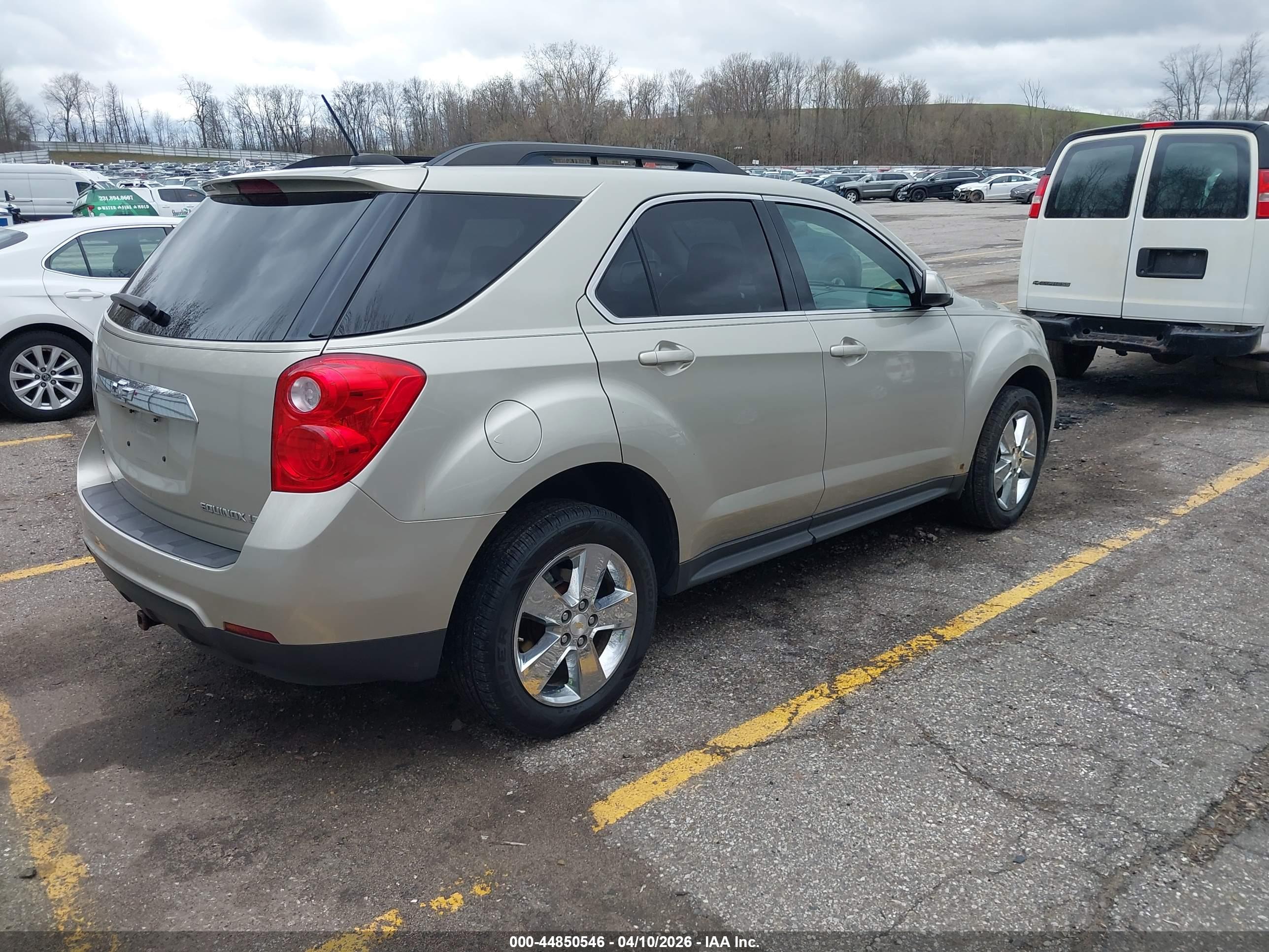 CHEVROLET EQUINOX image 4