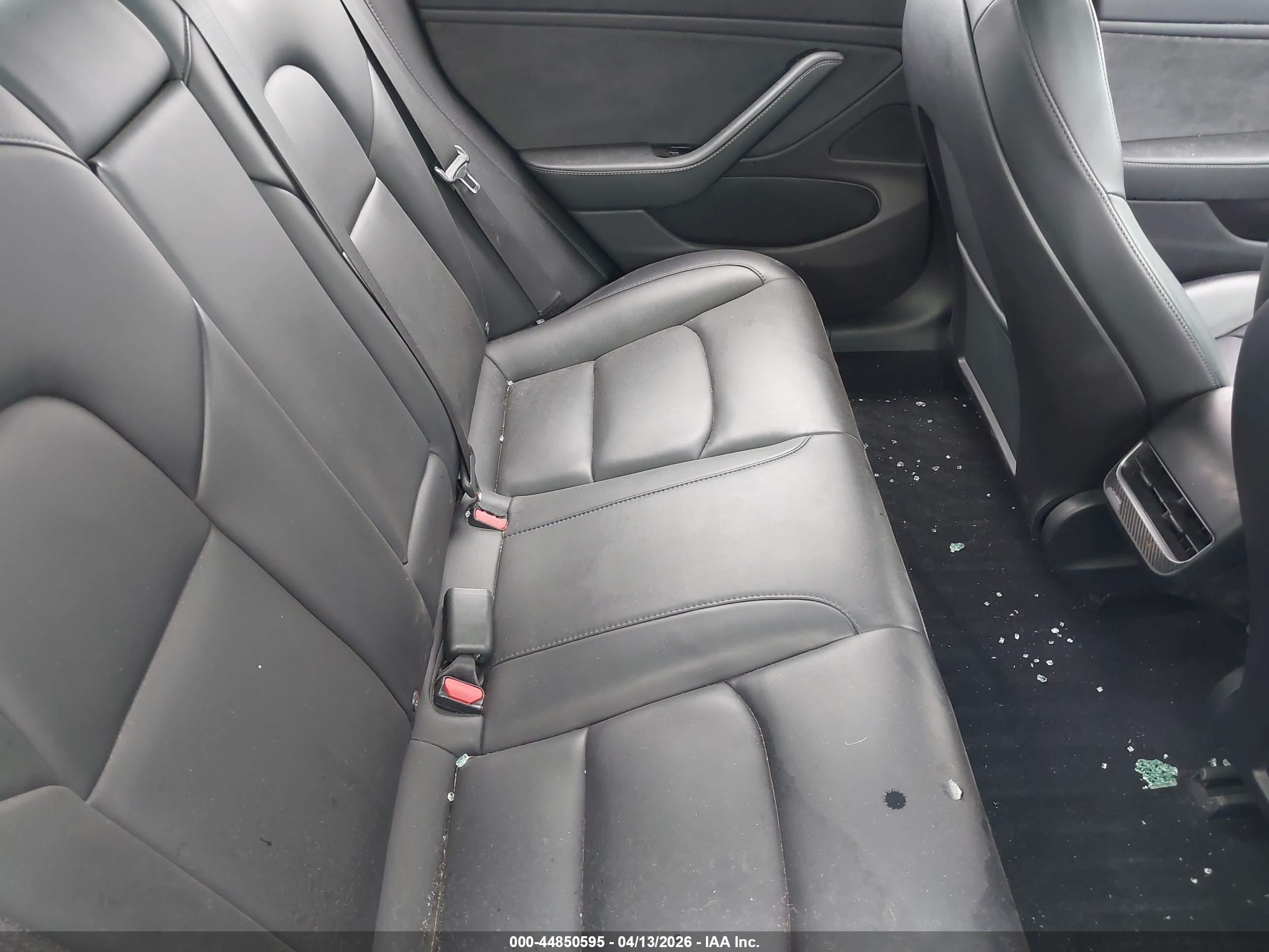 TESLA MODEL image 8