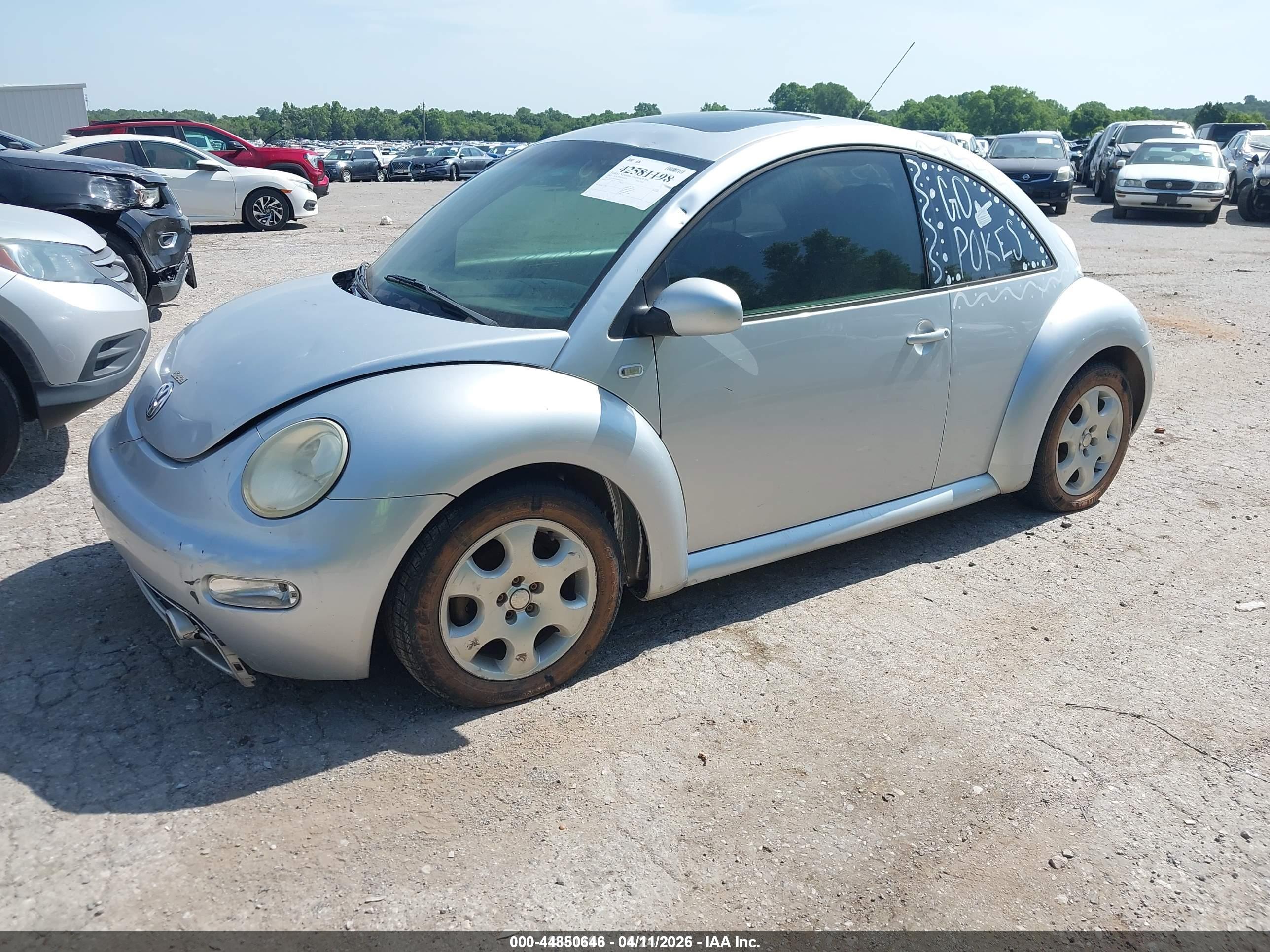 VOLKSWAGEN NEW image 2