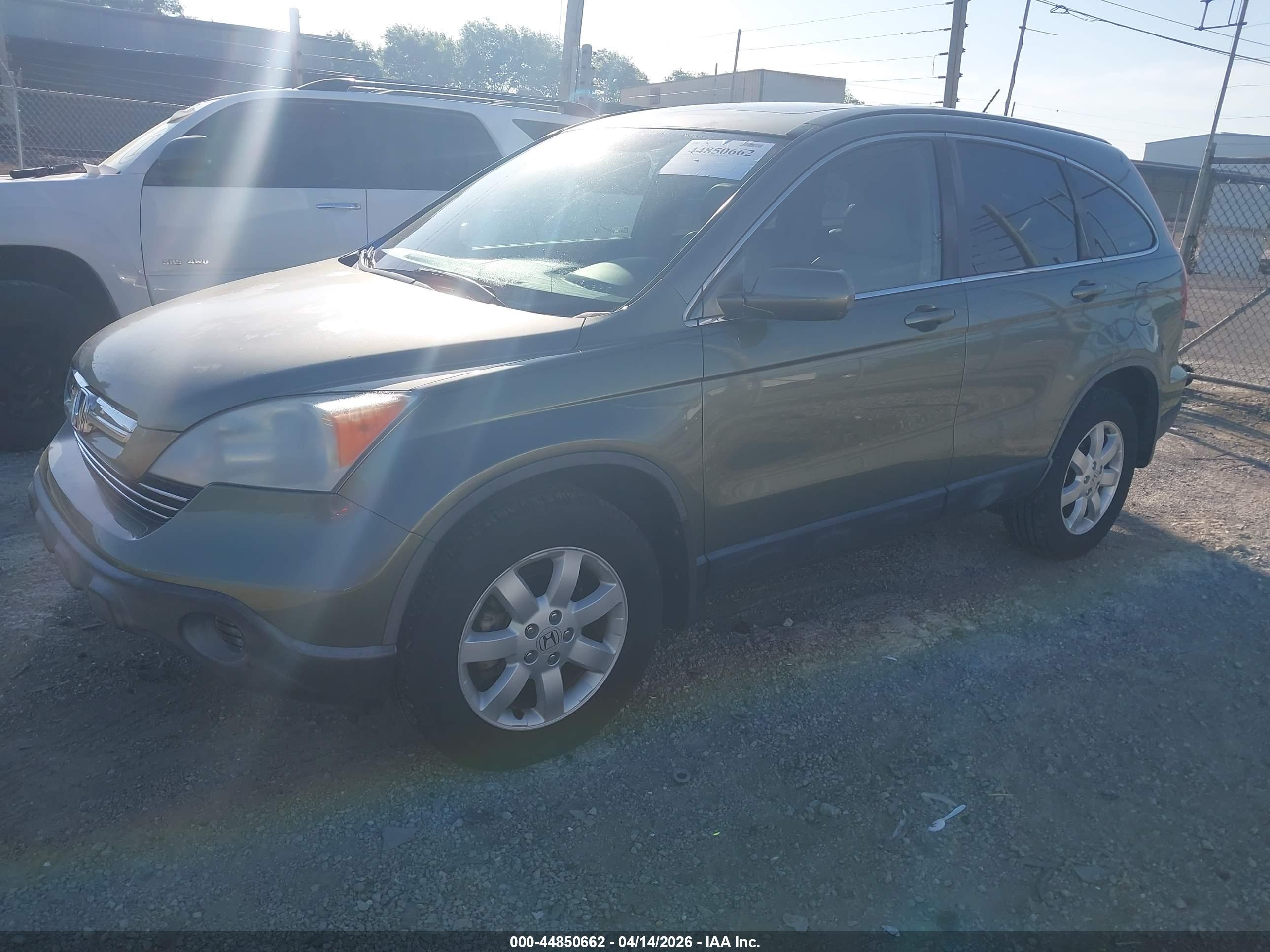 HONDA CR-V image 2