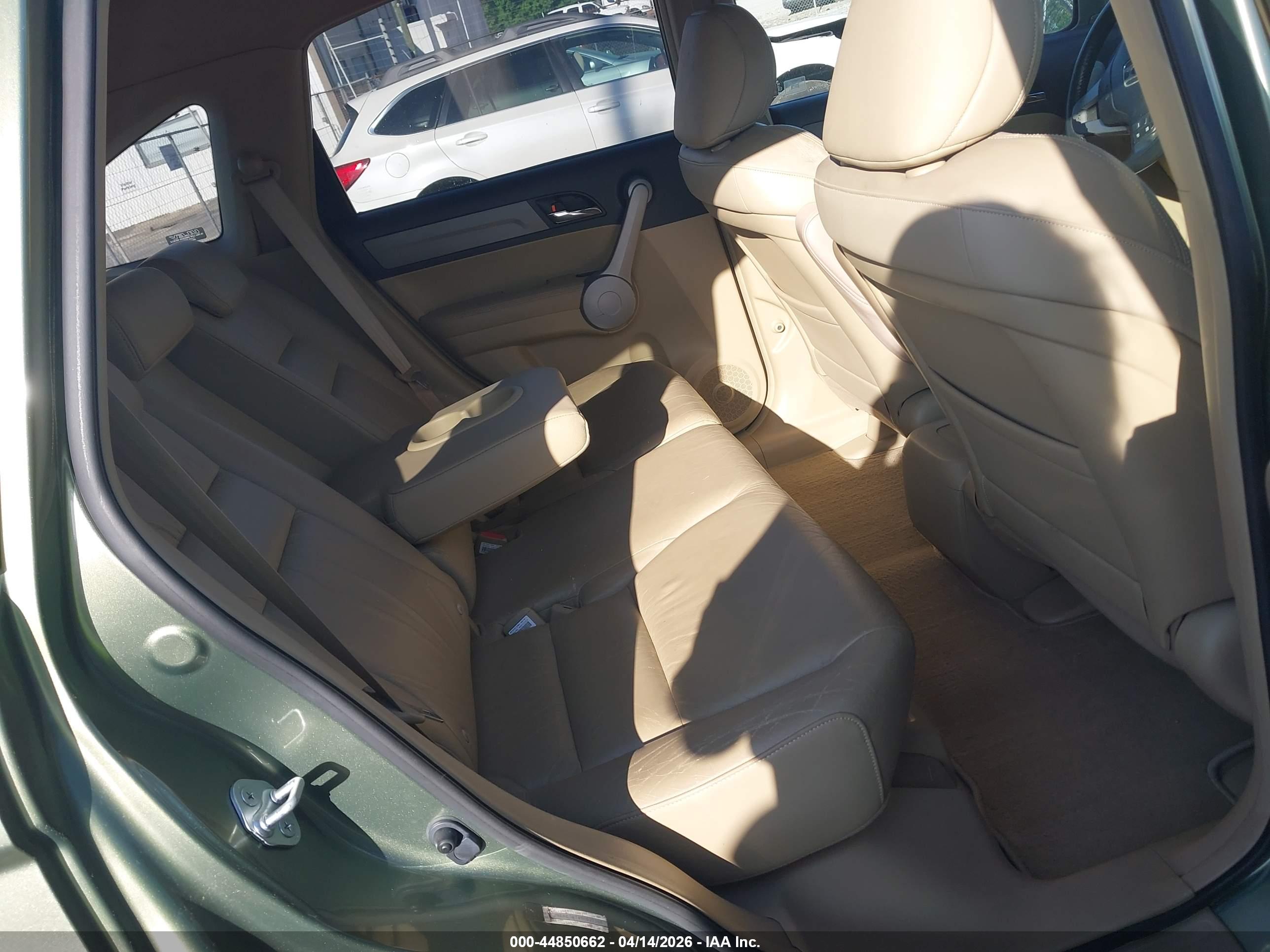 HONDA CR-V image 8