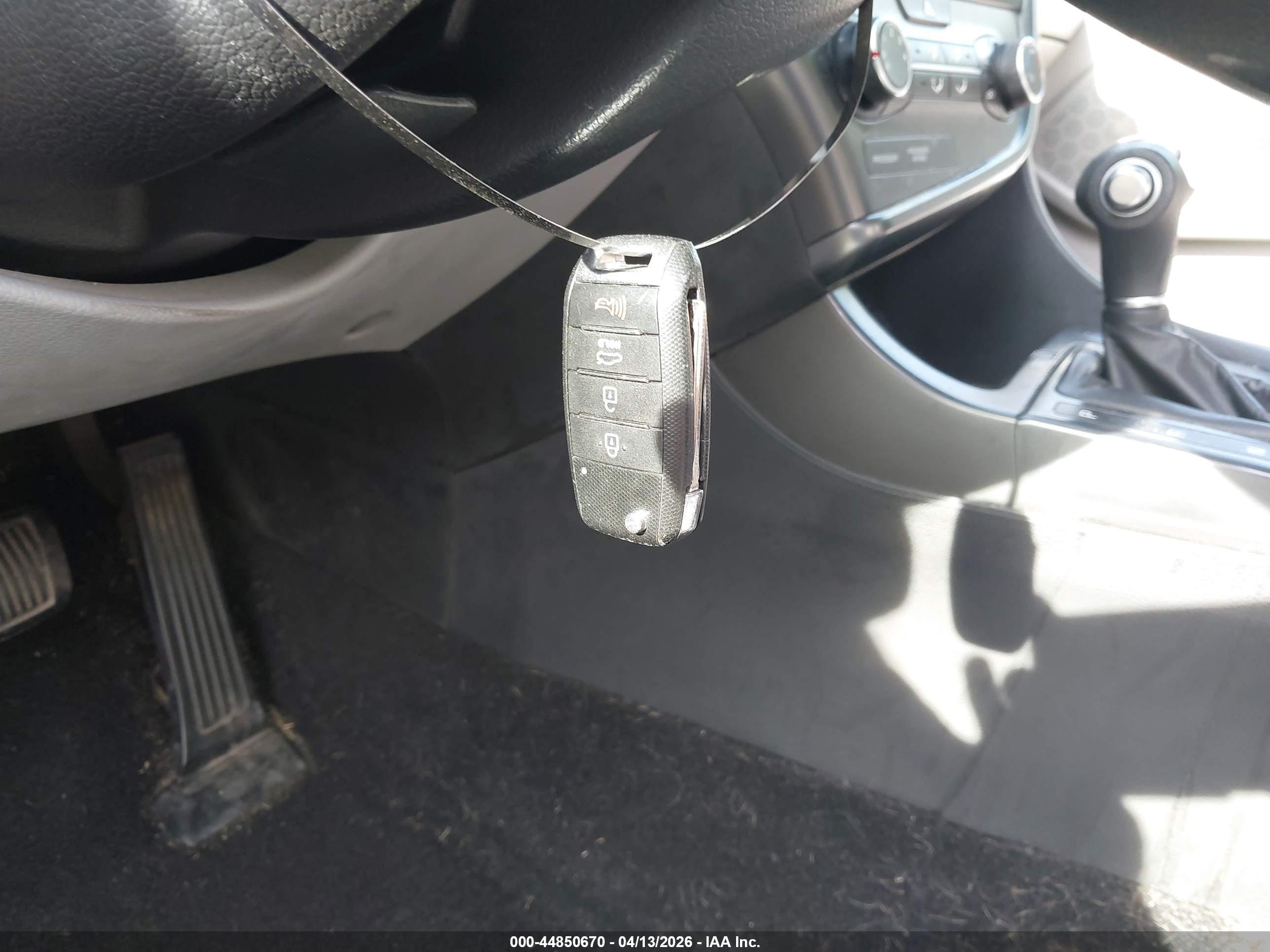 KIA OPTIMA image 11