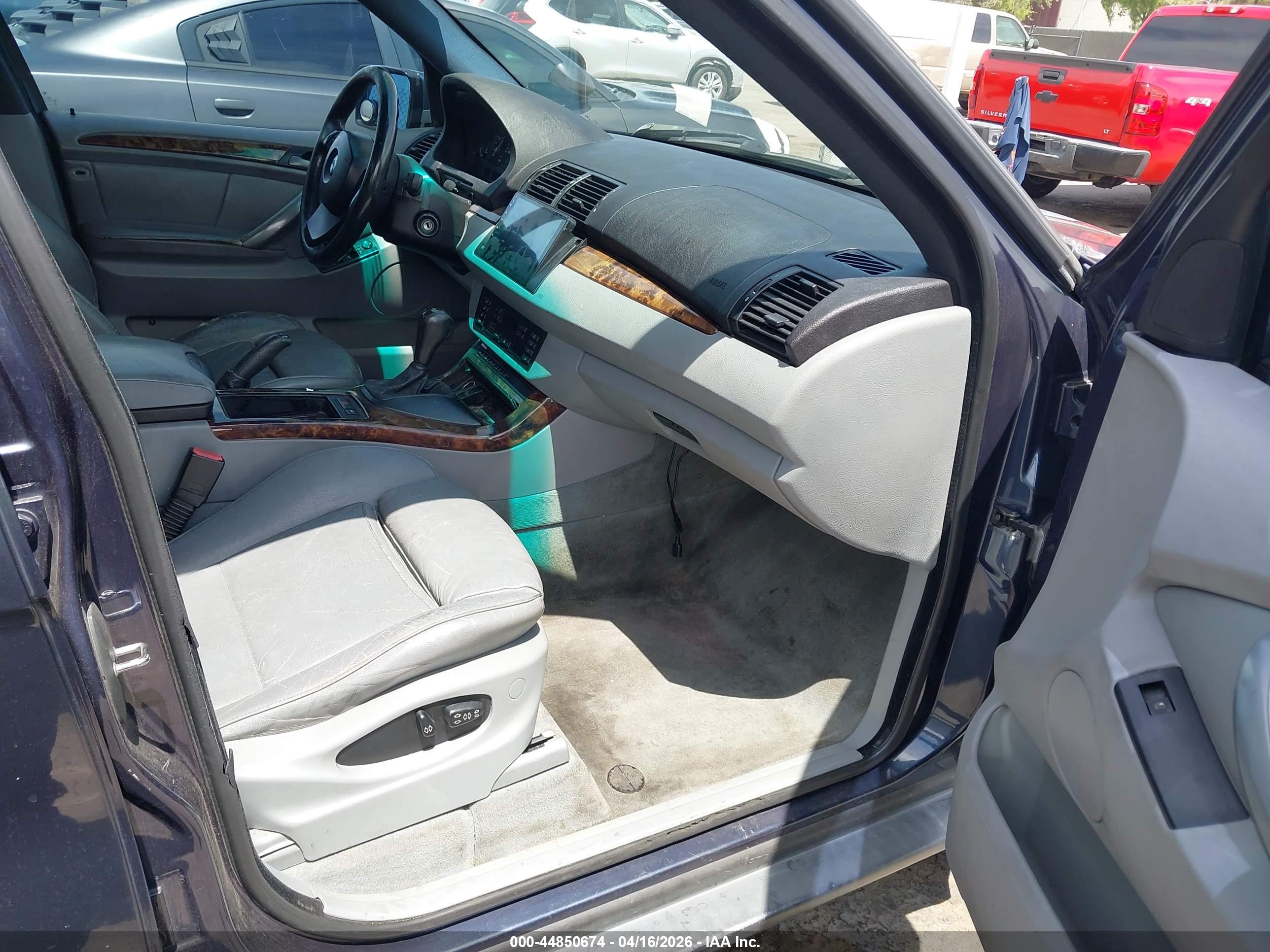 BMW X5 image 5