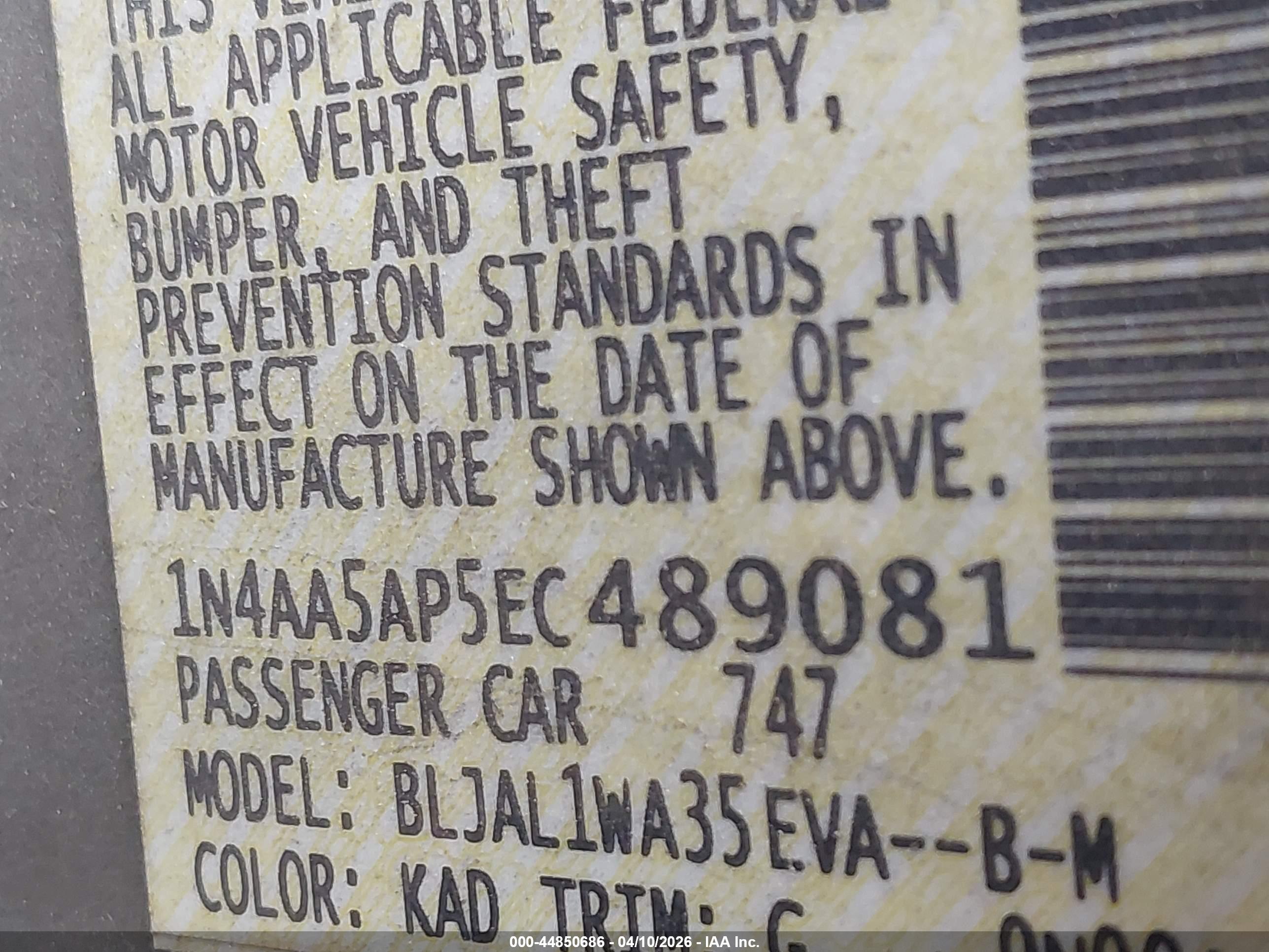 NISSAN MAXIMA image 9