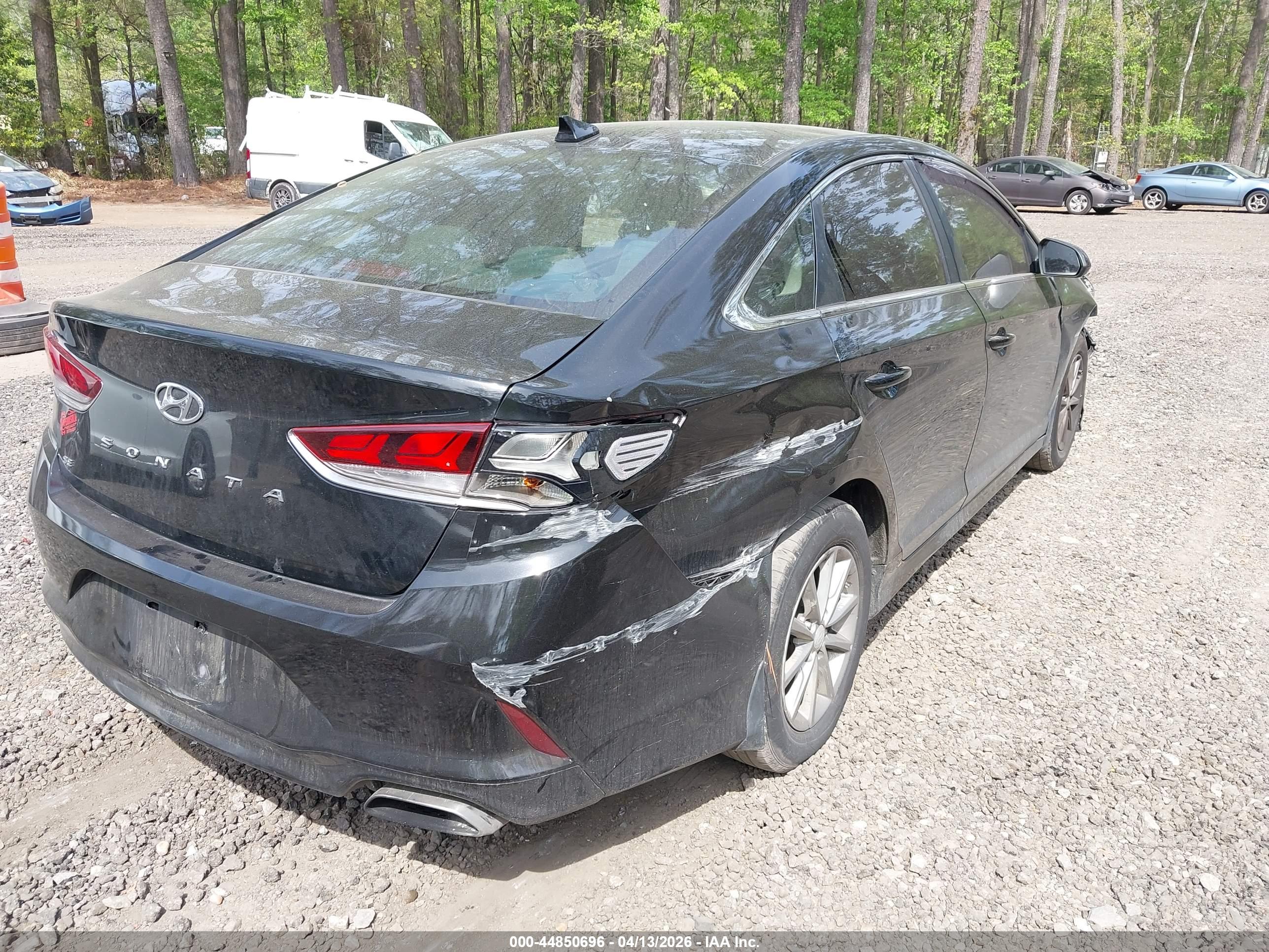 HYUNDAI SONATA image 4