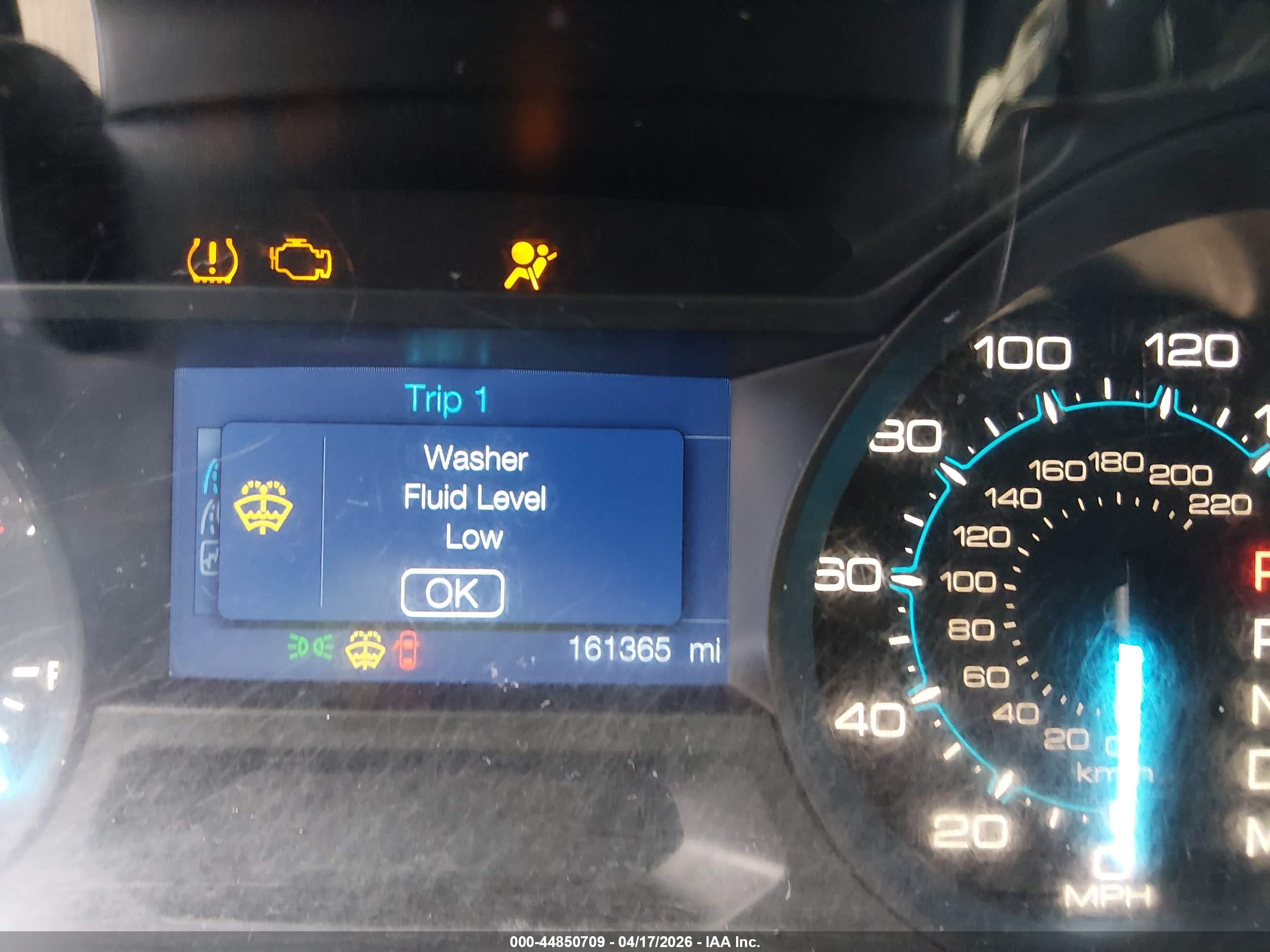 FORD EXPLORER image 7