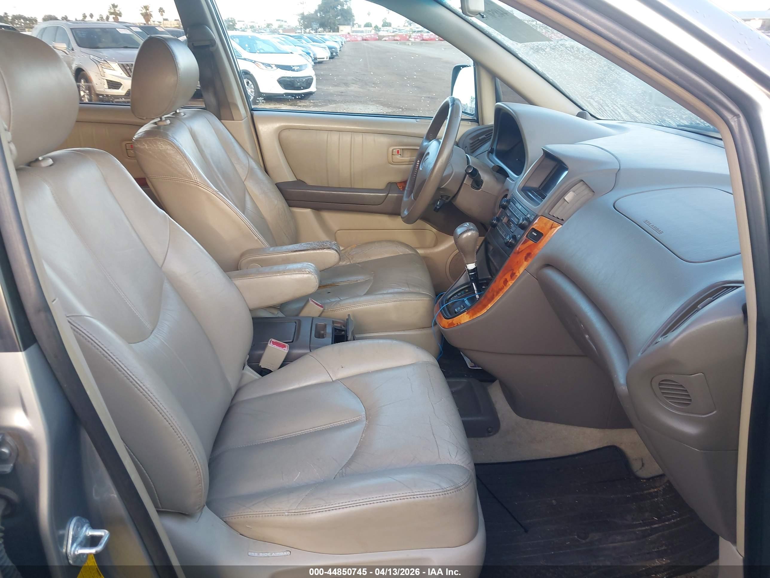 LEXUS RX image 5