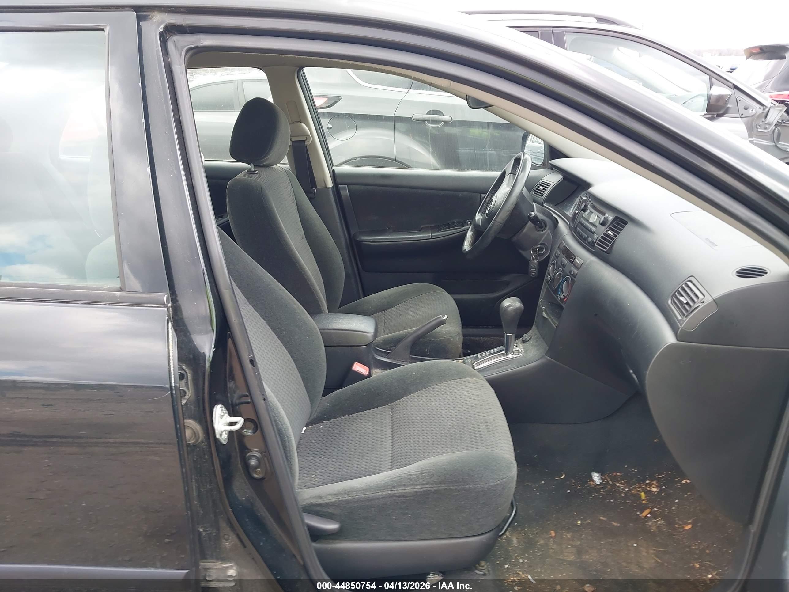 TOYOTA COROLLA image 5