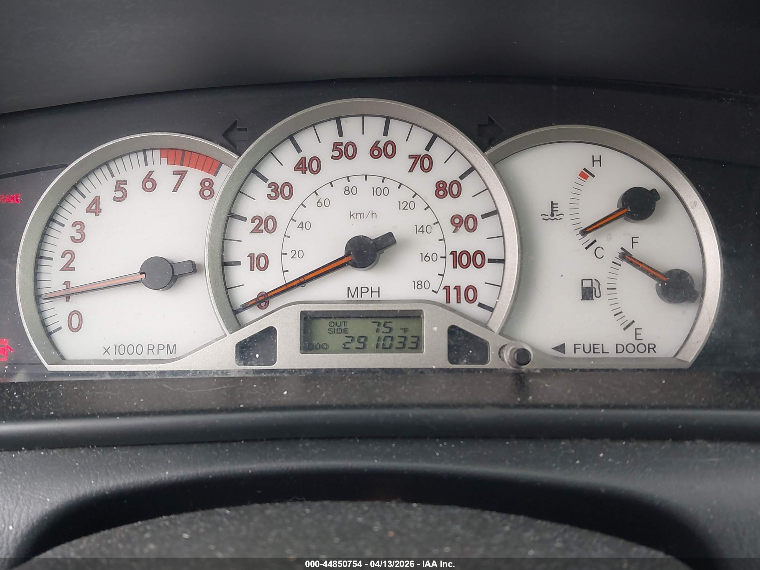 TOYOTA COROLLA image 7