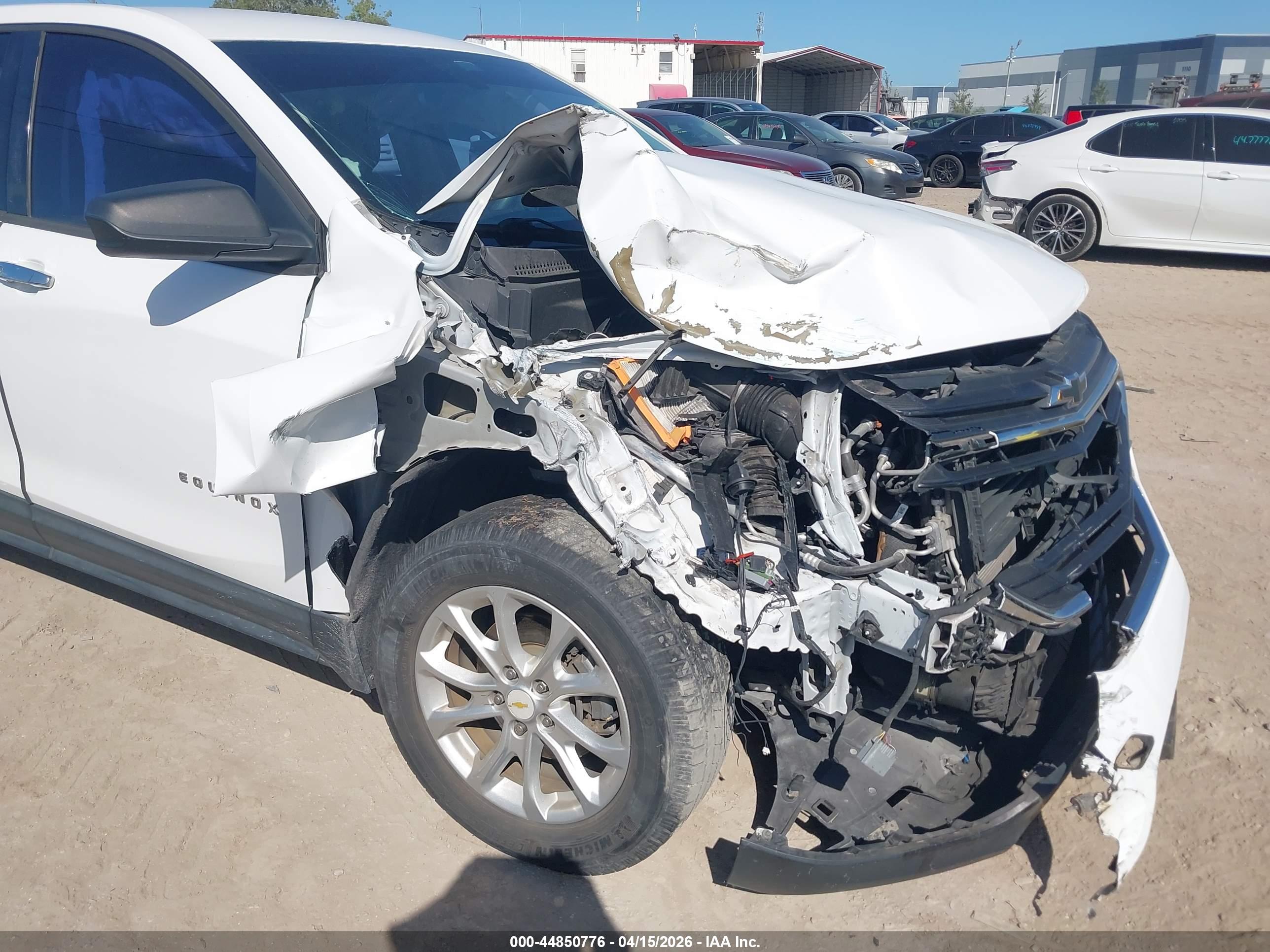 CHEVROLET EQUINOX image 6