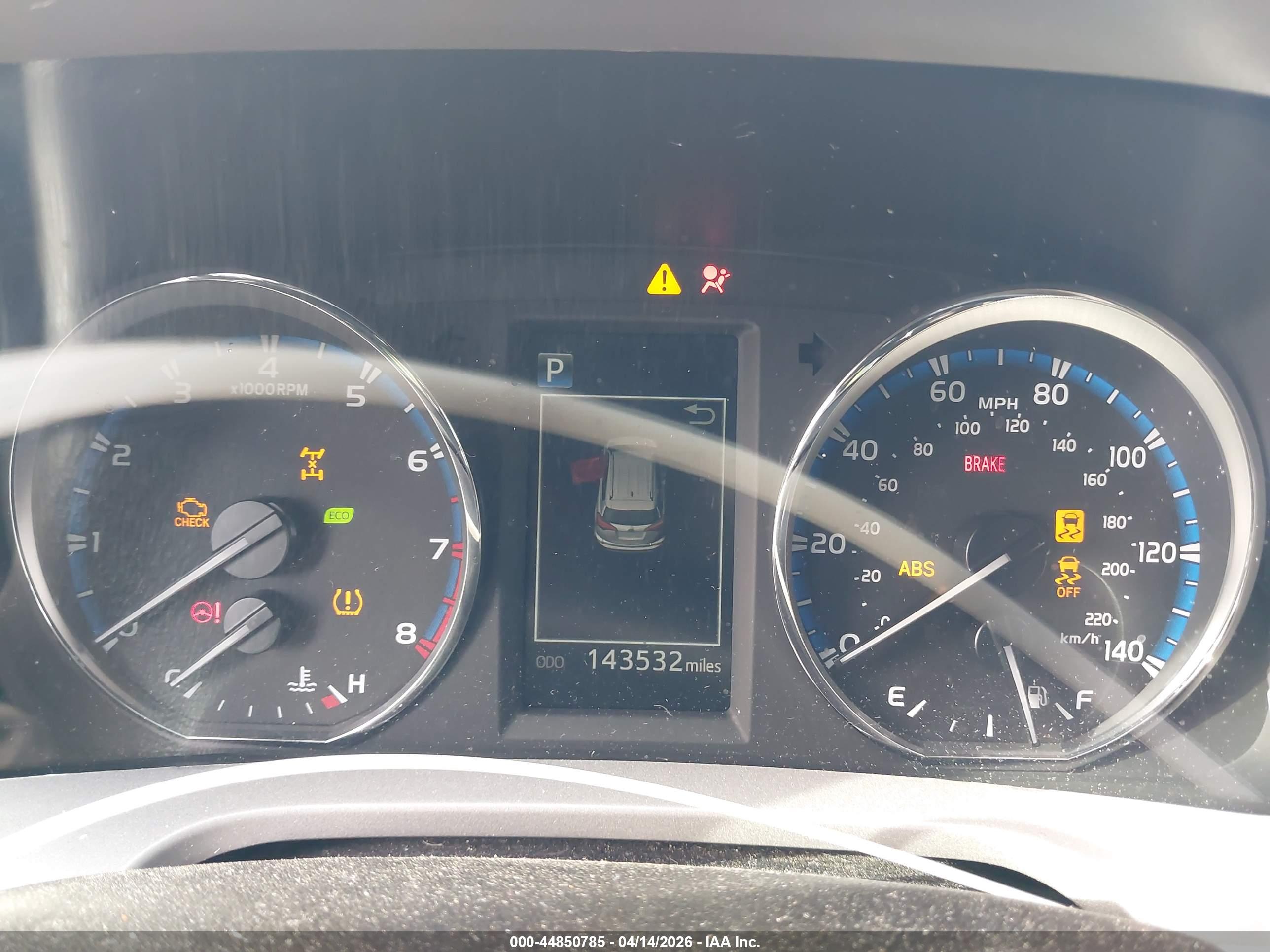 TOYOTA RAV4 image 7