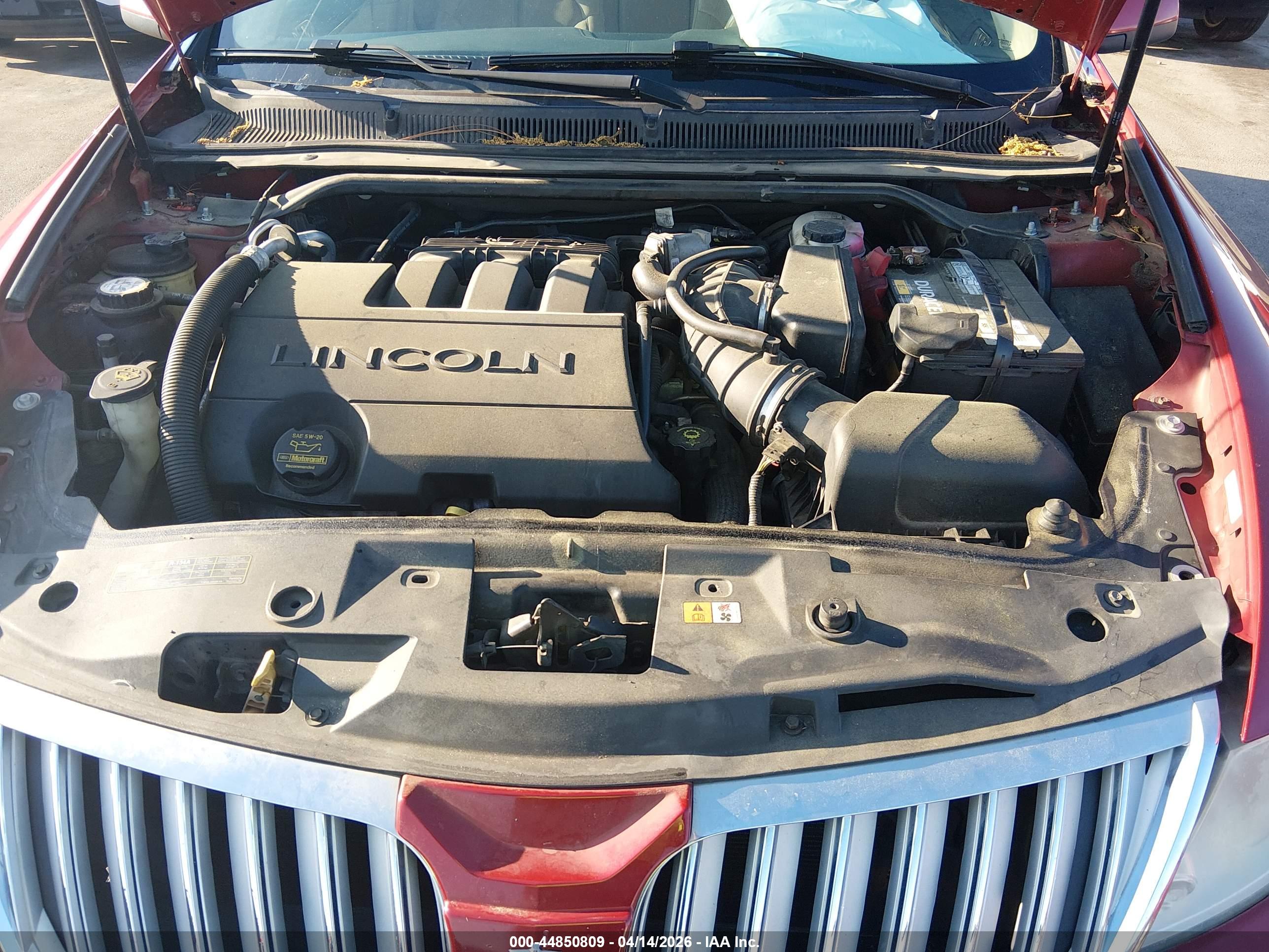 LINCOLN MKS image 10