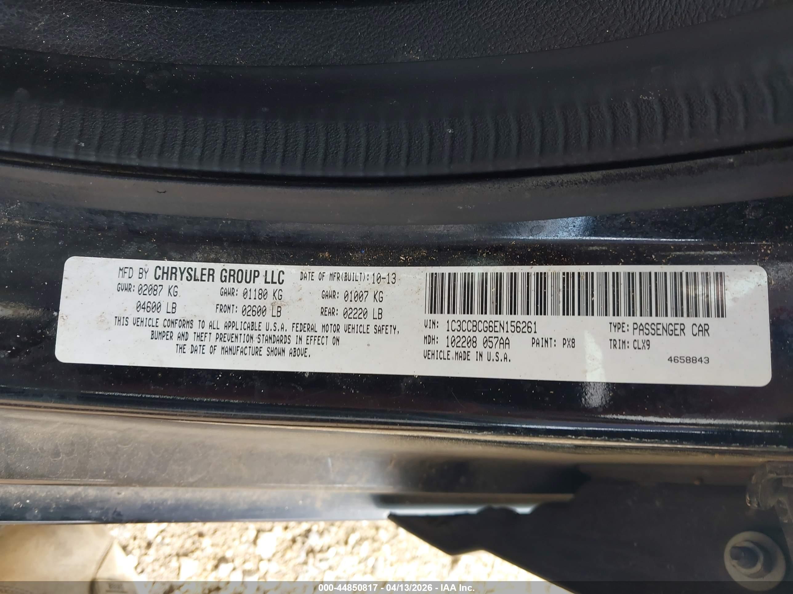 CHRYSLER 200 image 9