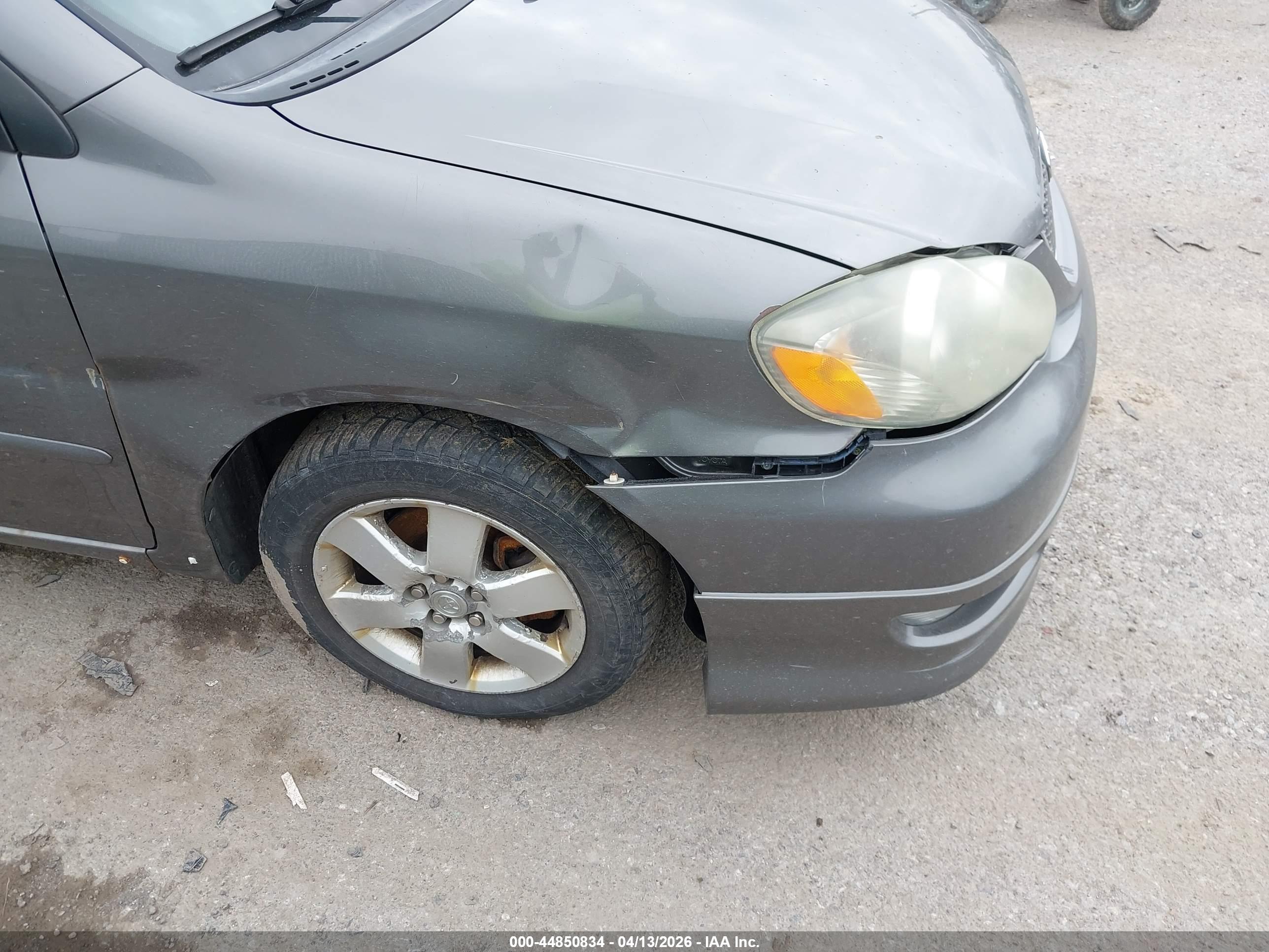 TOYOTA COROLLA image 6