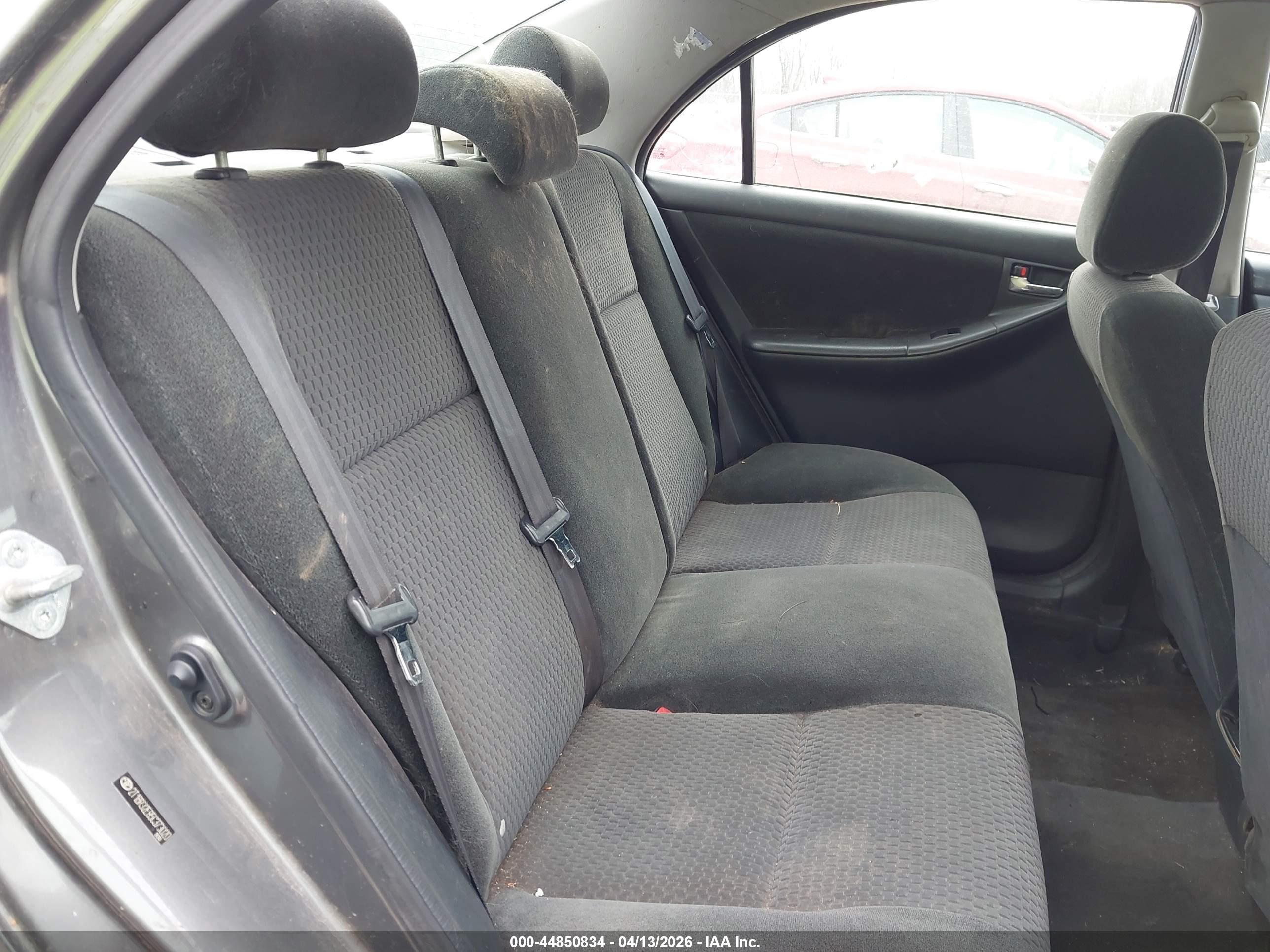 TOYOTA COROLLA image 8