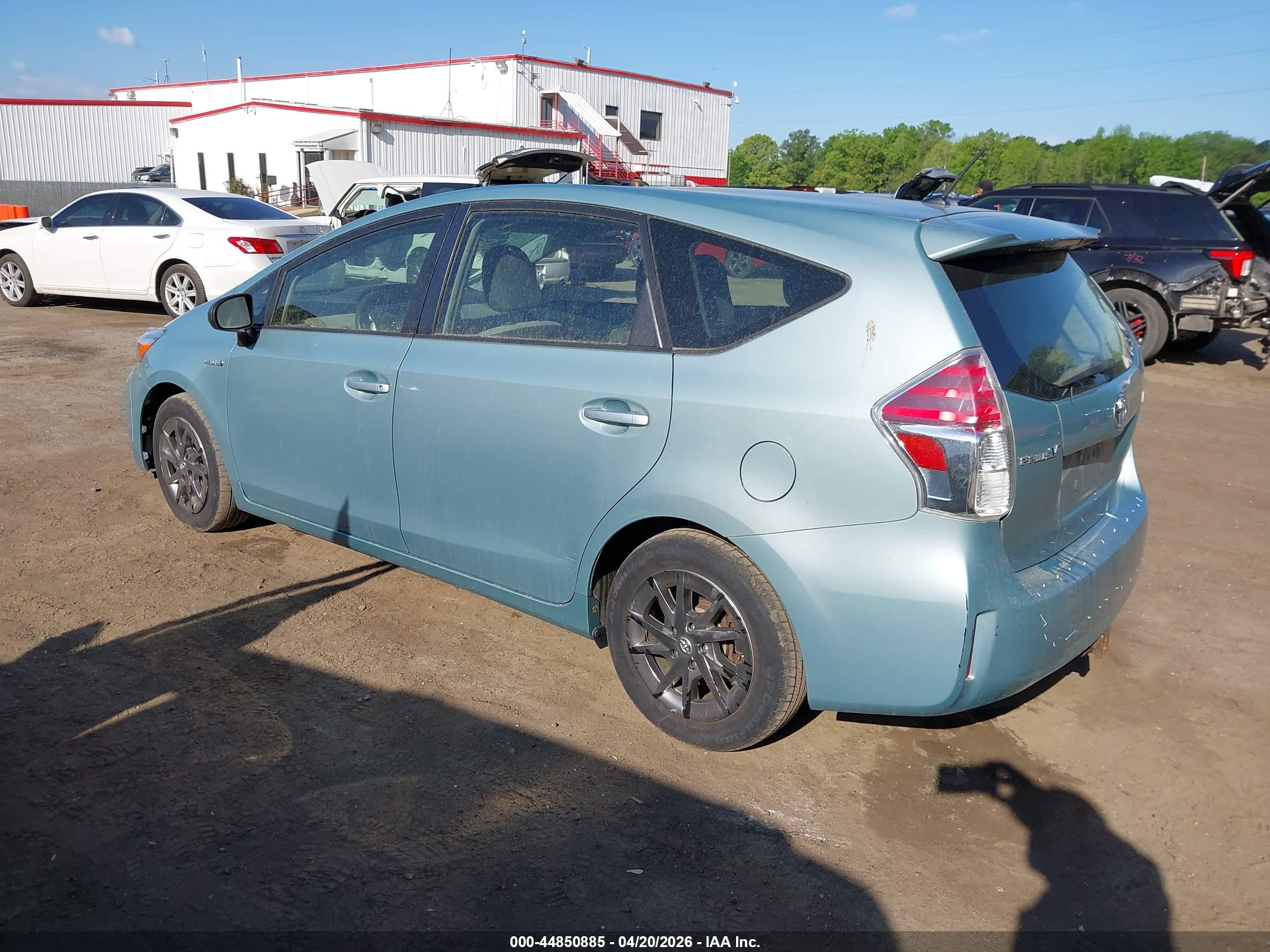 TOYOTA PRIUS image 3
