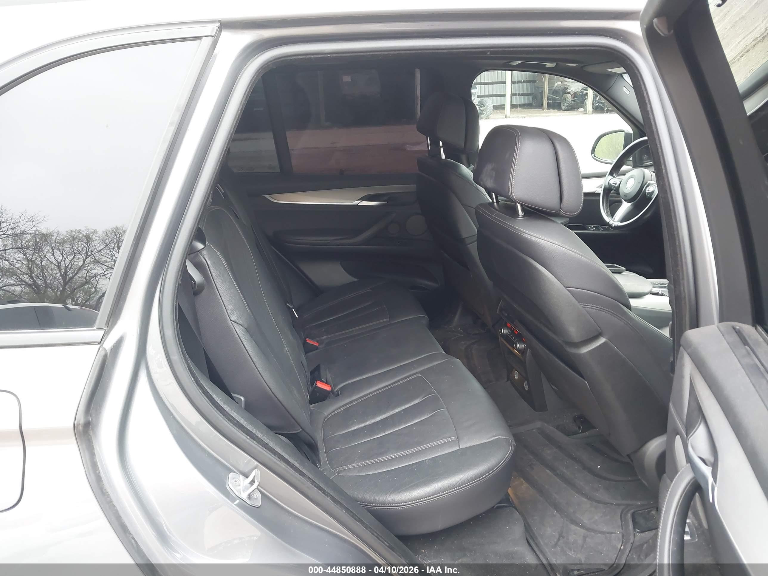 BMW X5 image 8