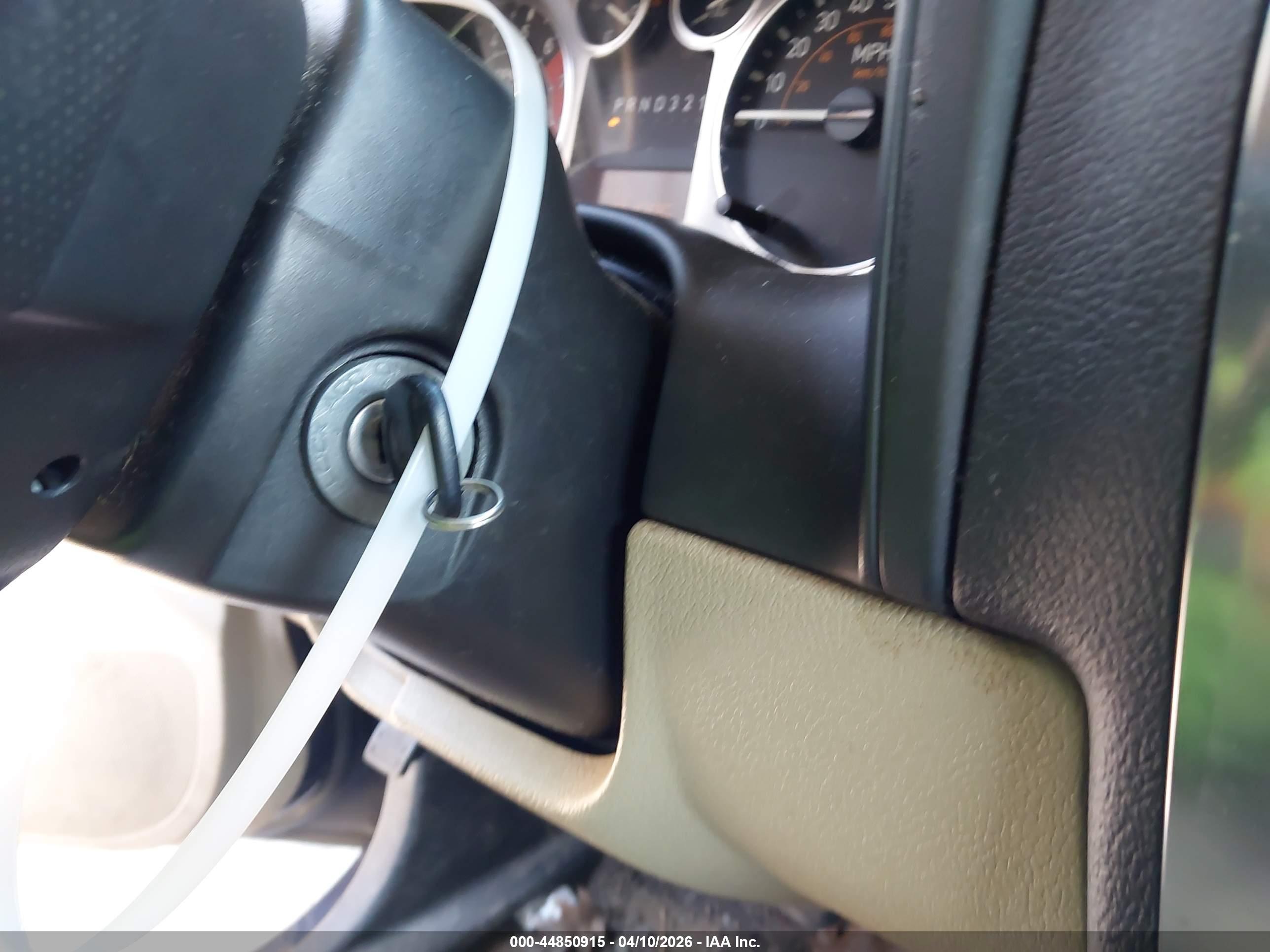 HUMMER H3 image 11