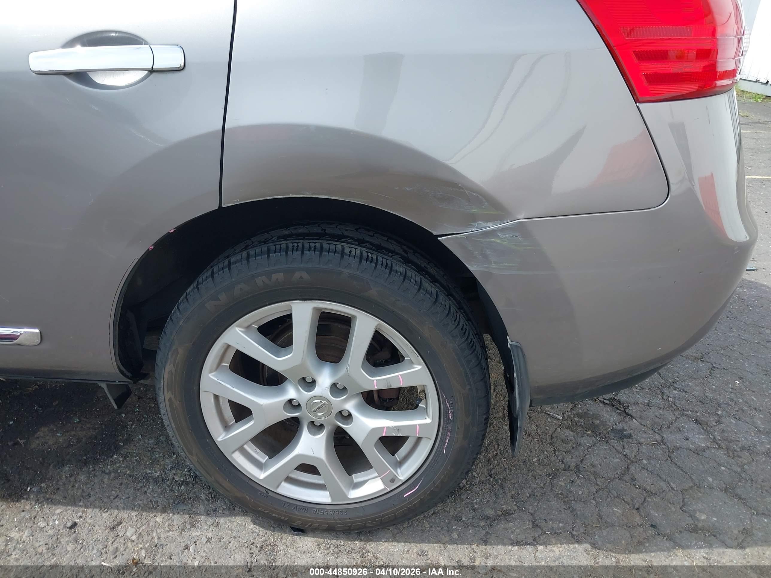 NISSAN ROGUE image 6