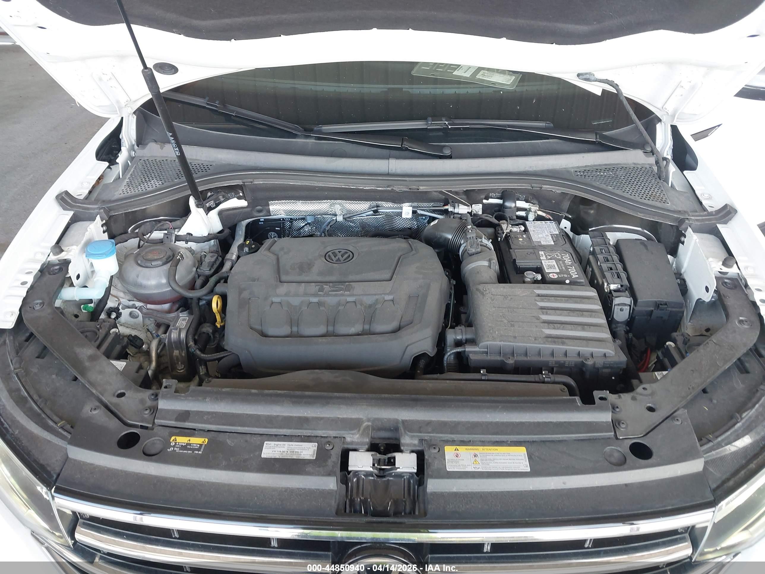VOLKSWAGEN TIGUAN image 10