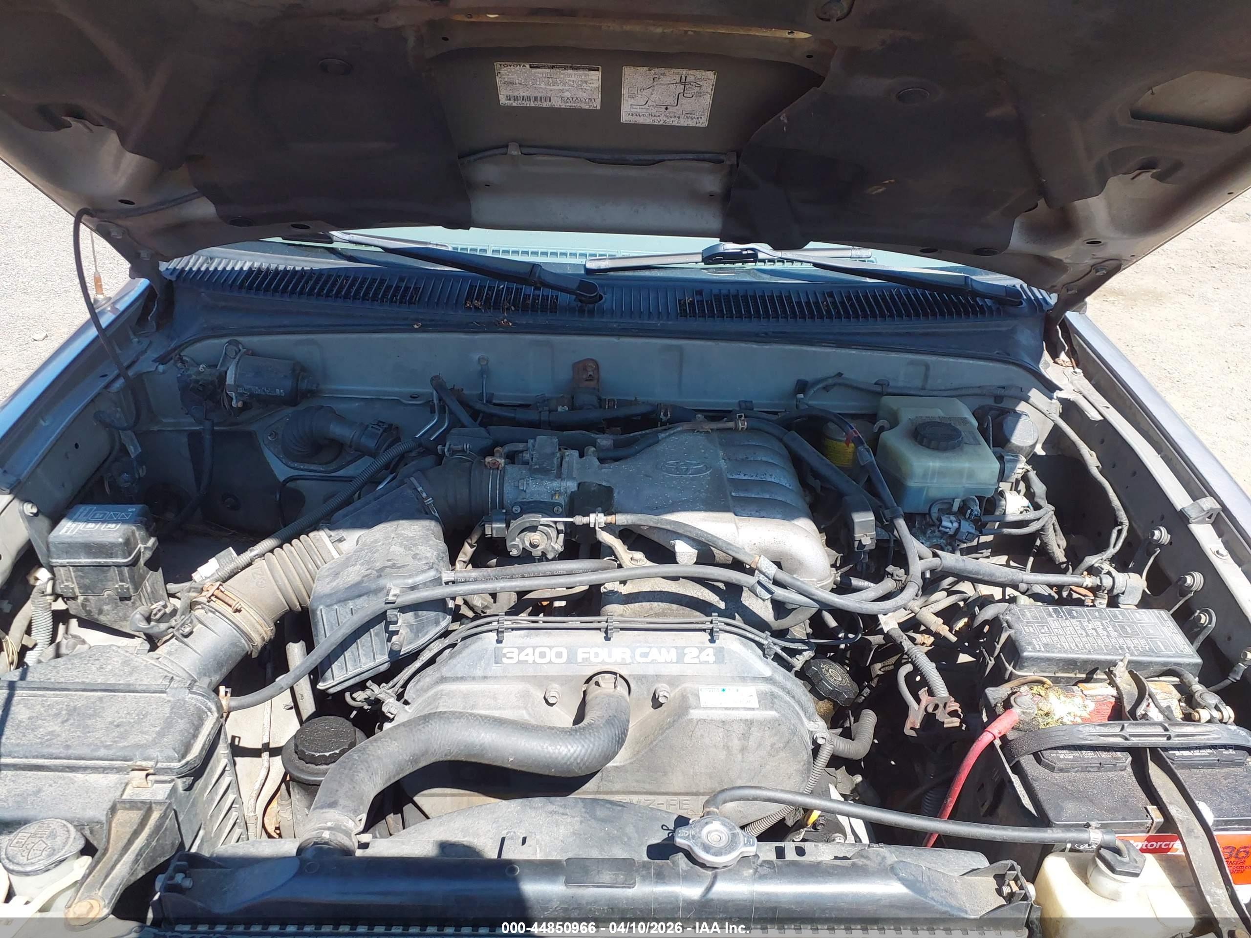TOYOTA 4RUNNER image 10