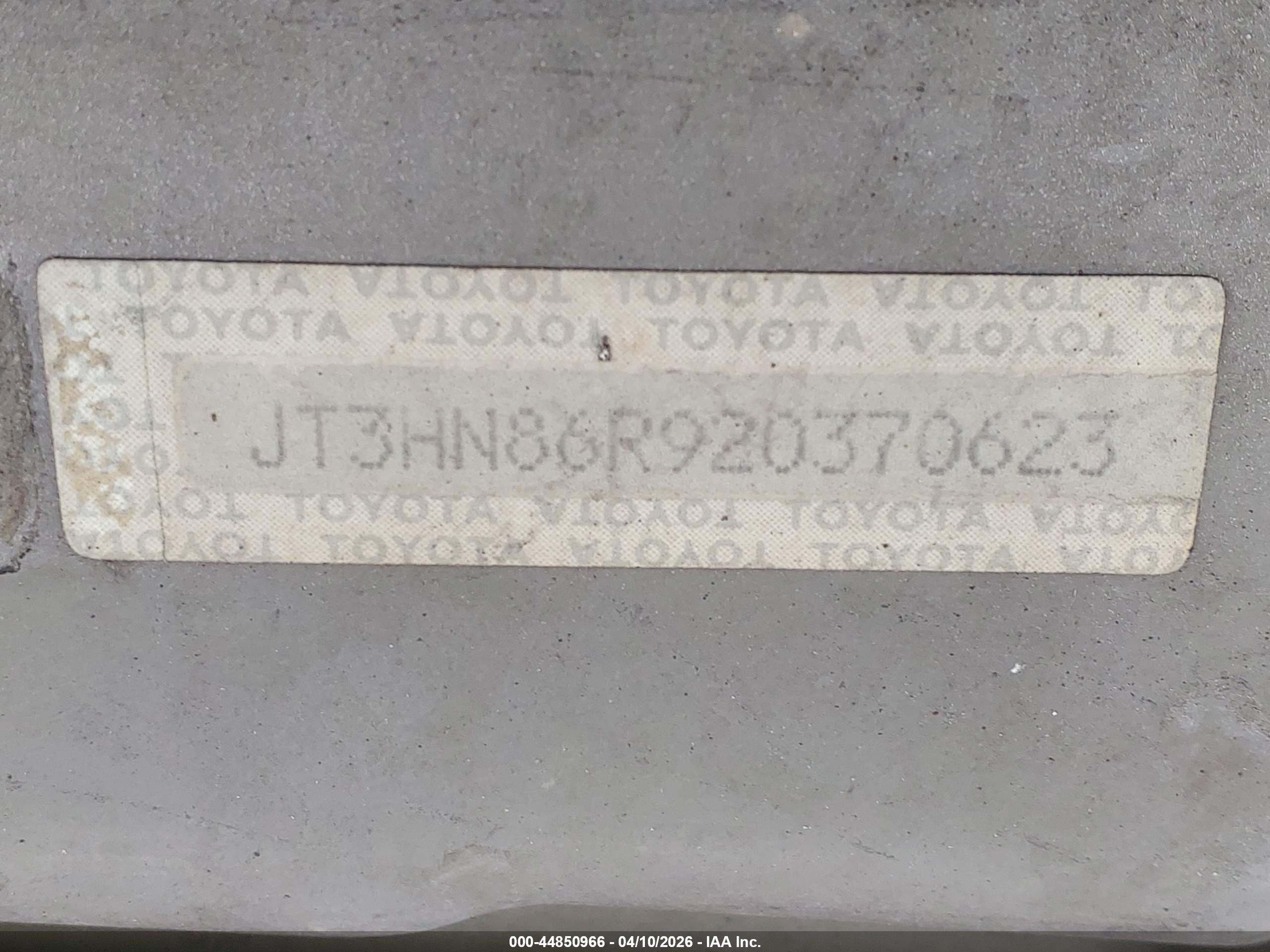 TOYOTA 4RUNNER image 9