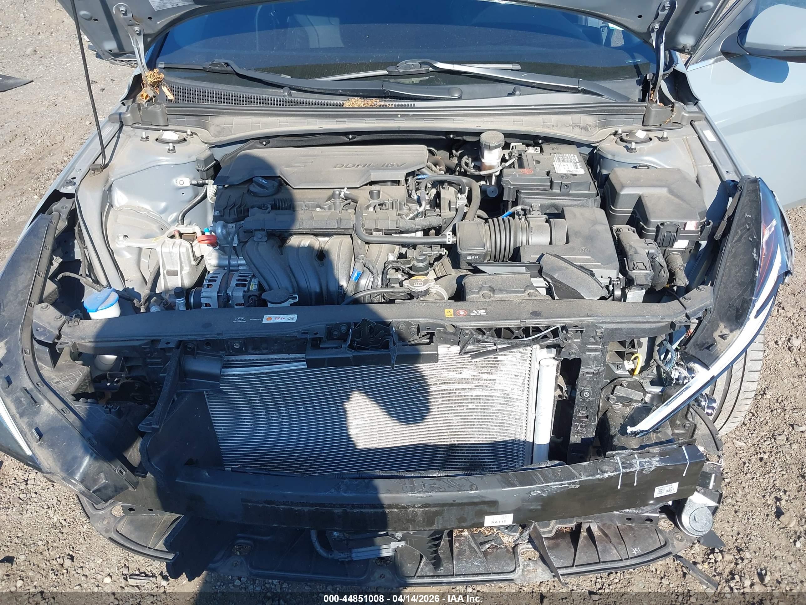 HYUNDAI ELANTRA image 10
