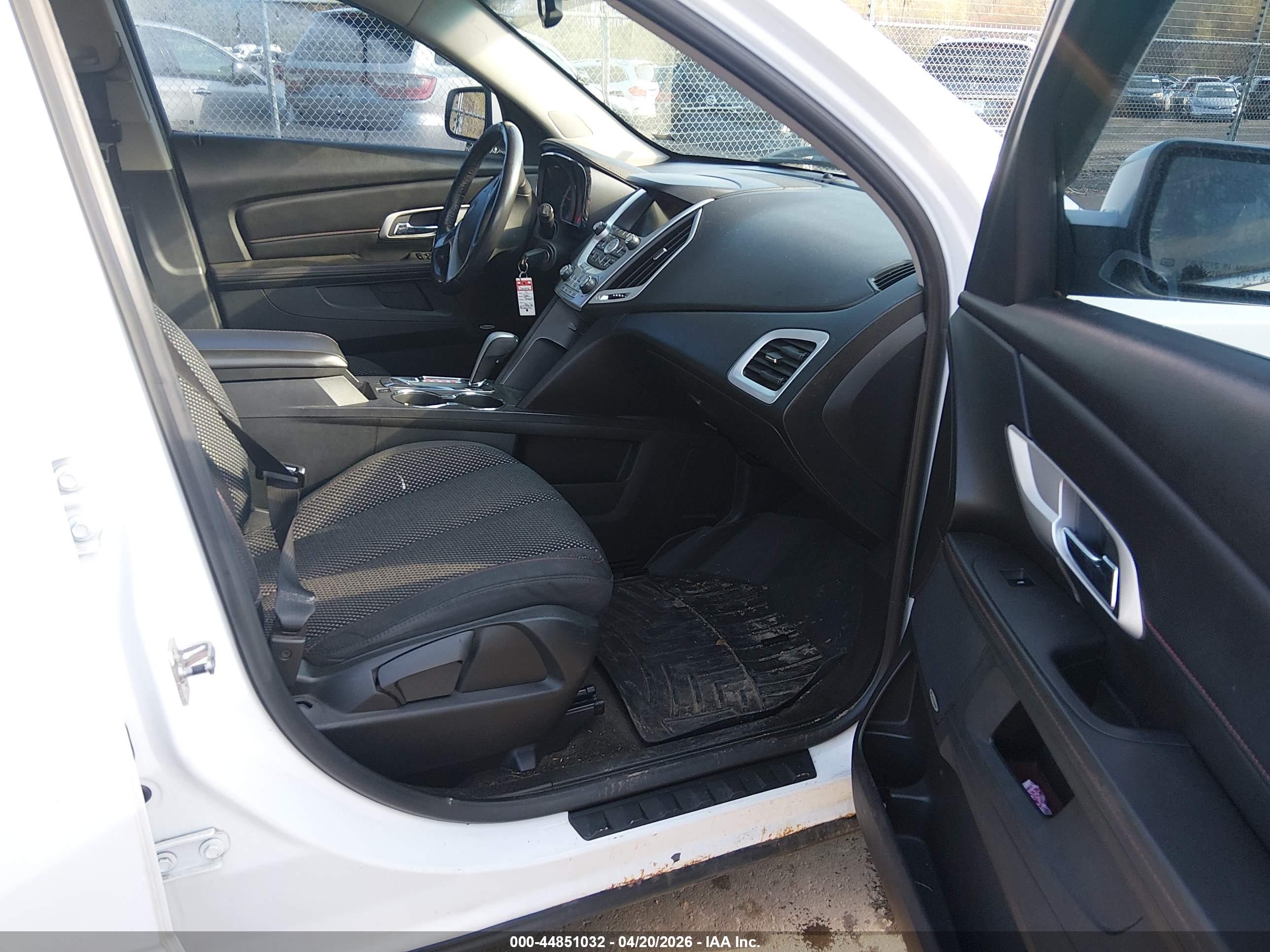 GMC TERRAIN image 5