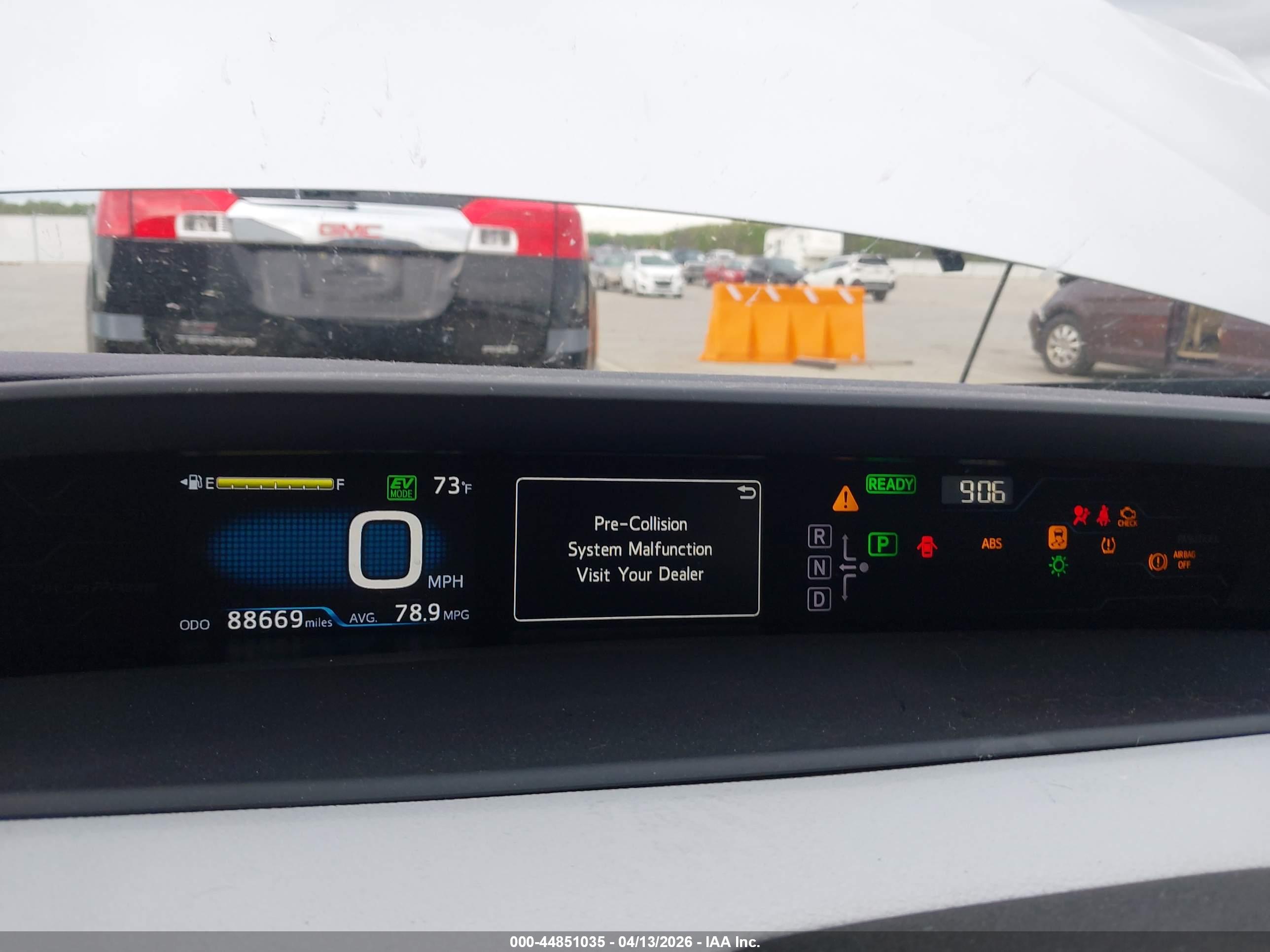 TOYOTA PRIUS image 7