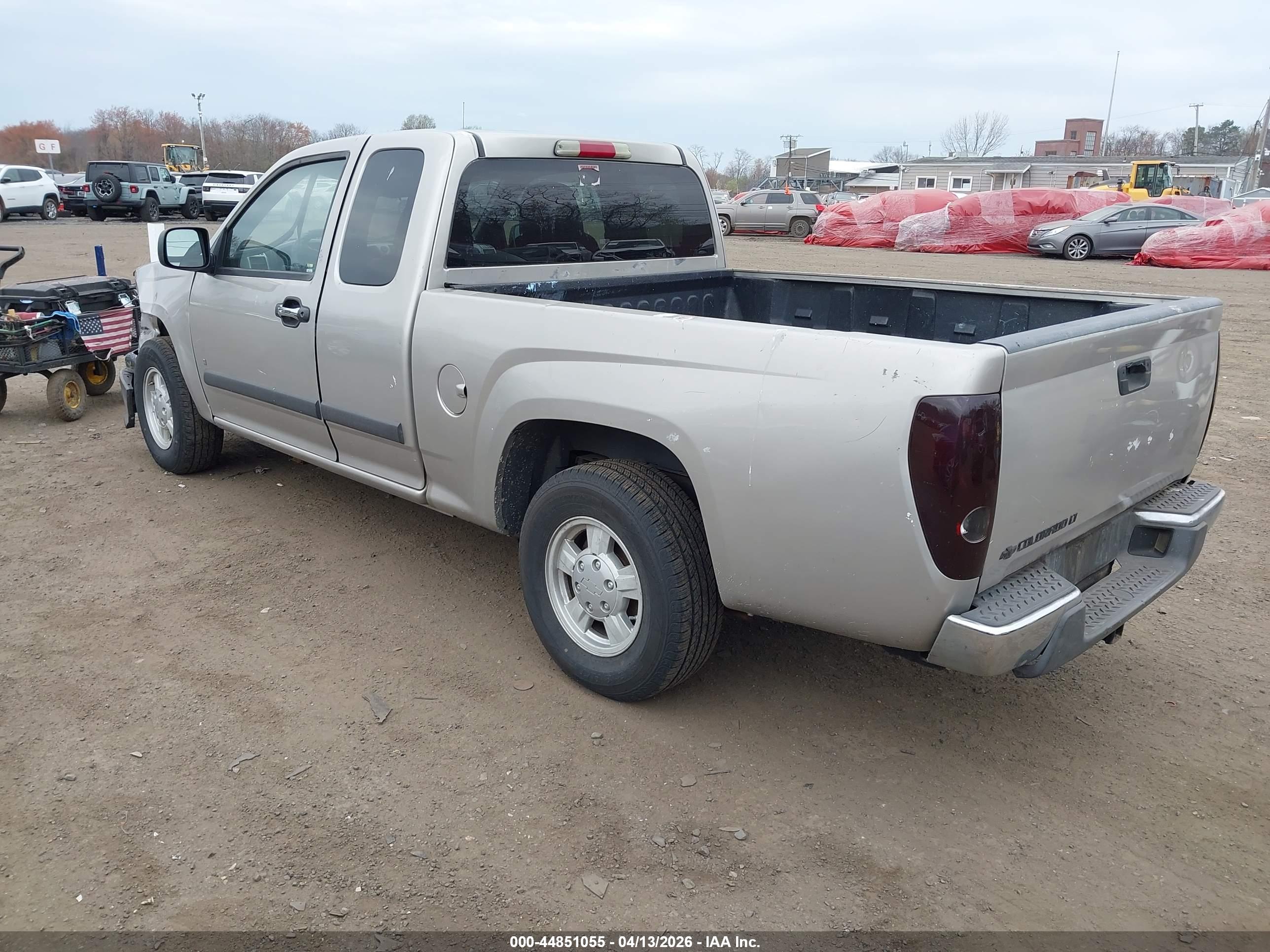 CHEVROLET COLORADO image 3