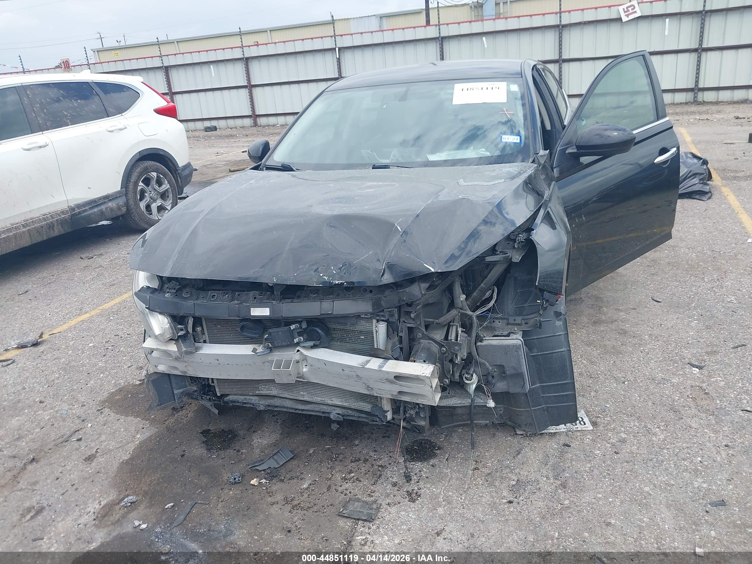 NISSAN ALTIMA image 6