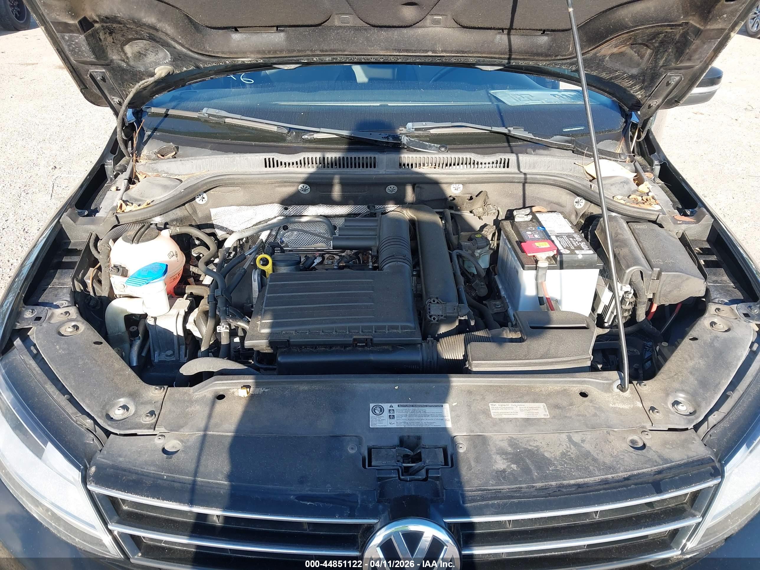 VOLKSWAGEN JETTA image 10