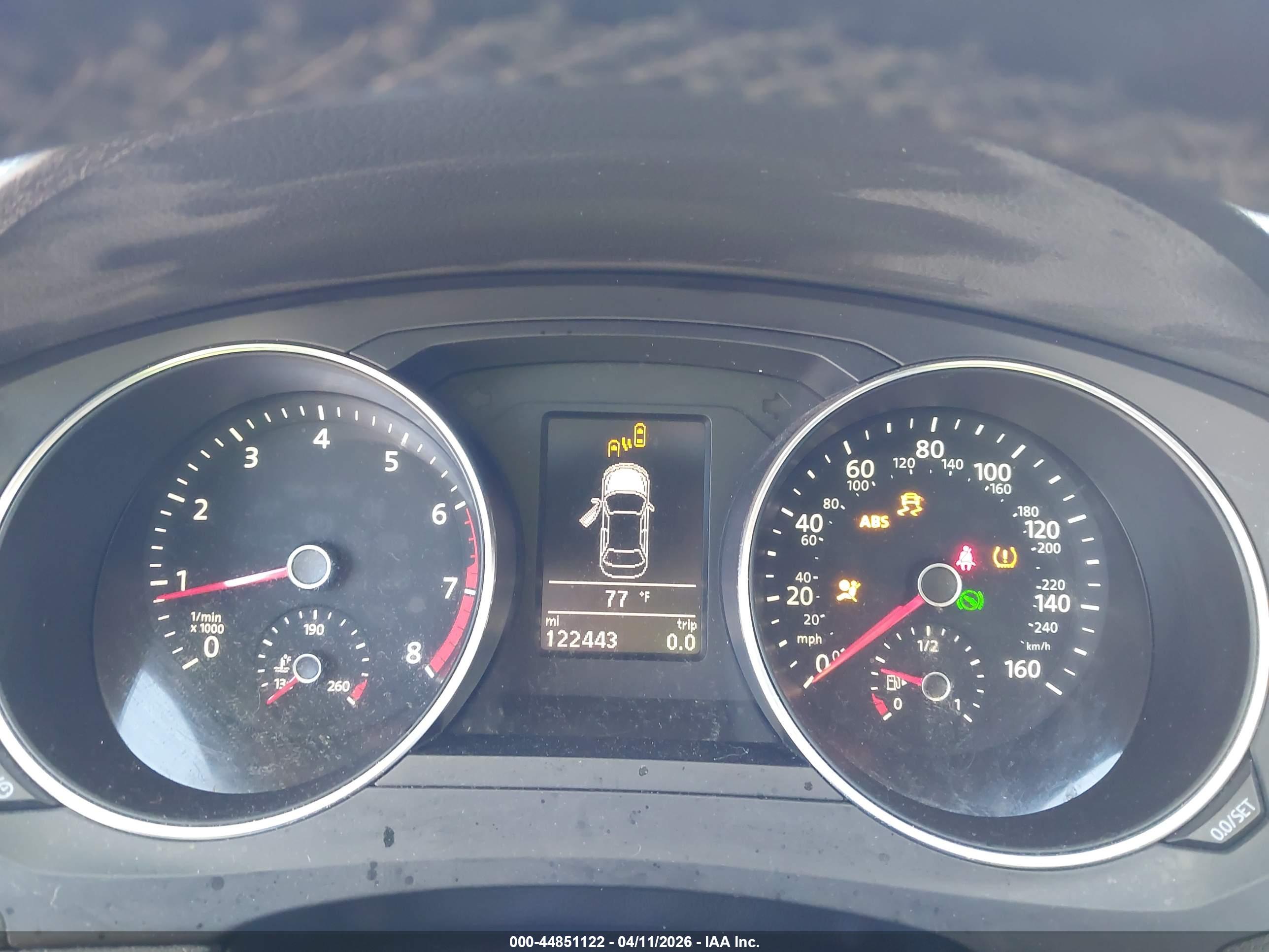 VOLKSWAGEN JETTA image 7
